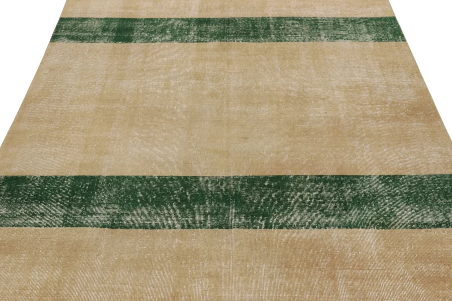 Vintage Distressed Zeki Müren Rug, Solid/Striped