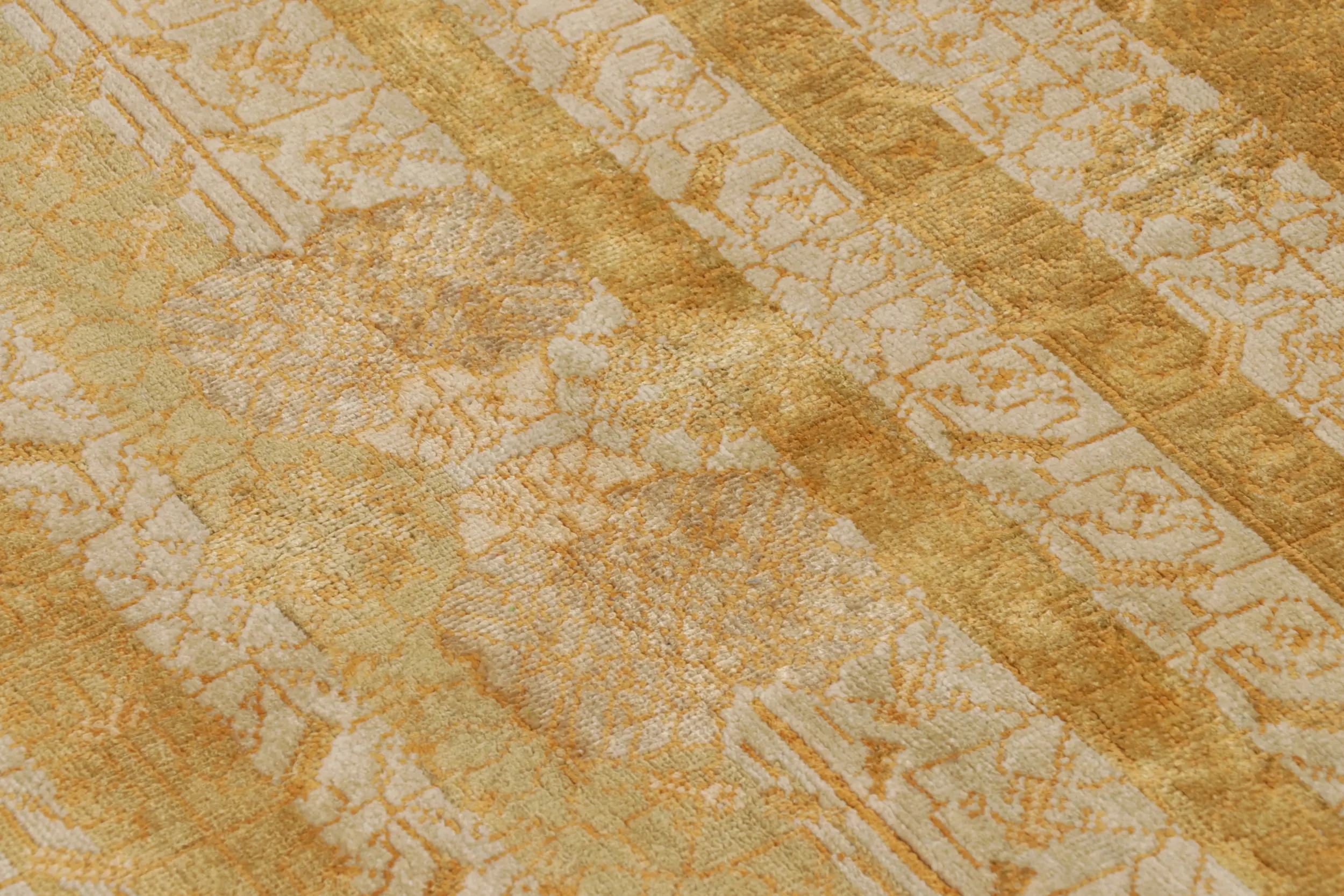 Gold Samarkand Floral Rug