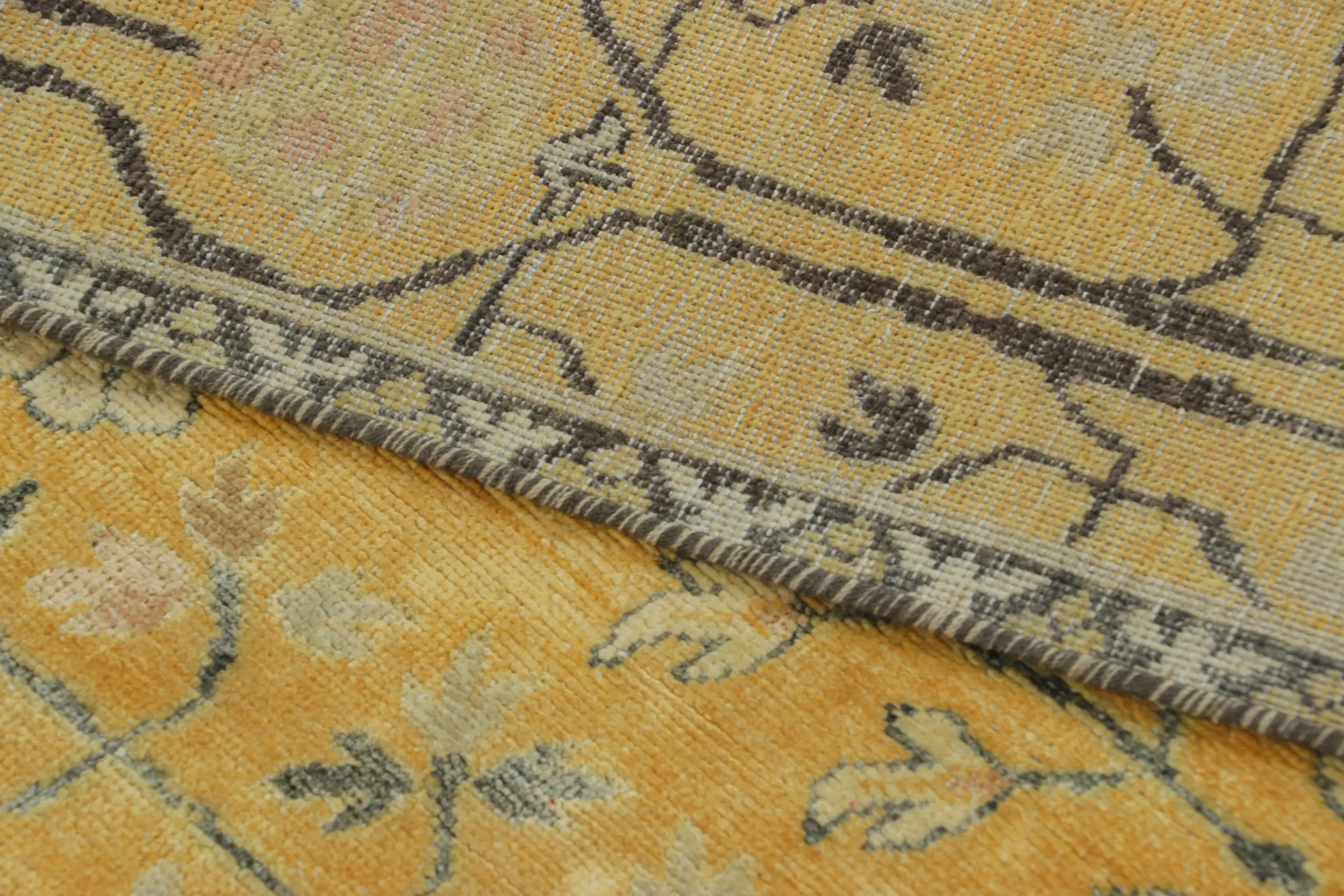 Gold Samarkand Floral Rug