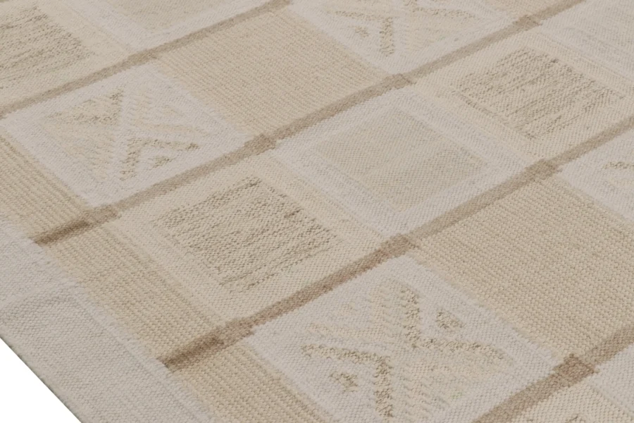 Oversized Scandinavian Geometric Kilim