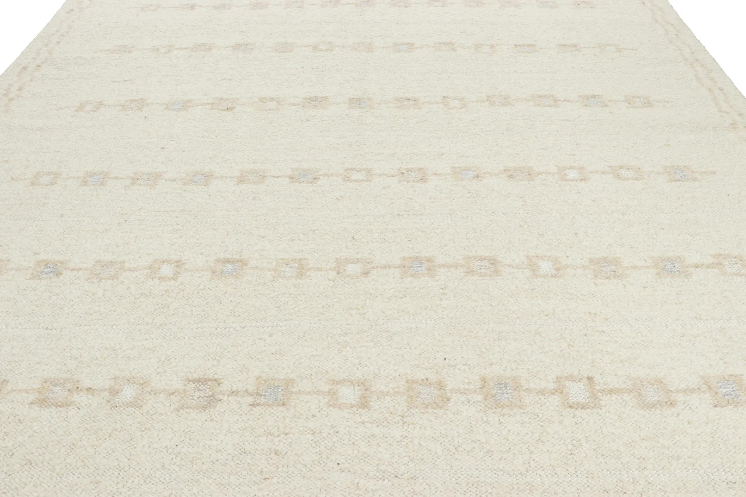Scandinavian Geometric “Nu” Flatweave