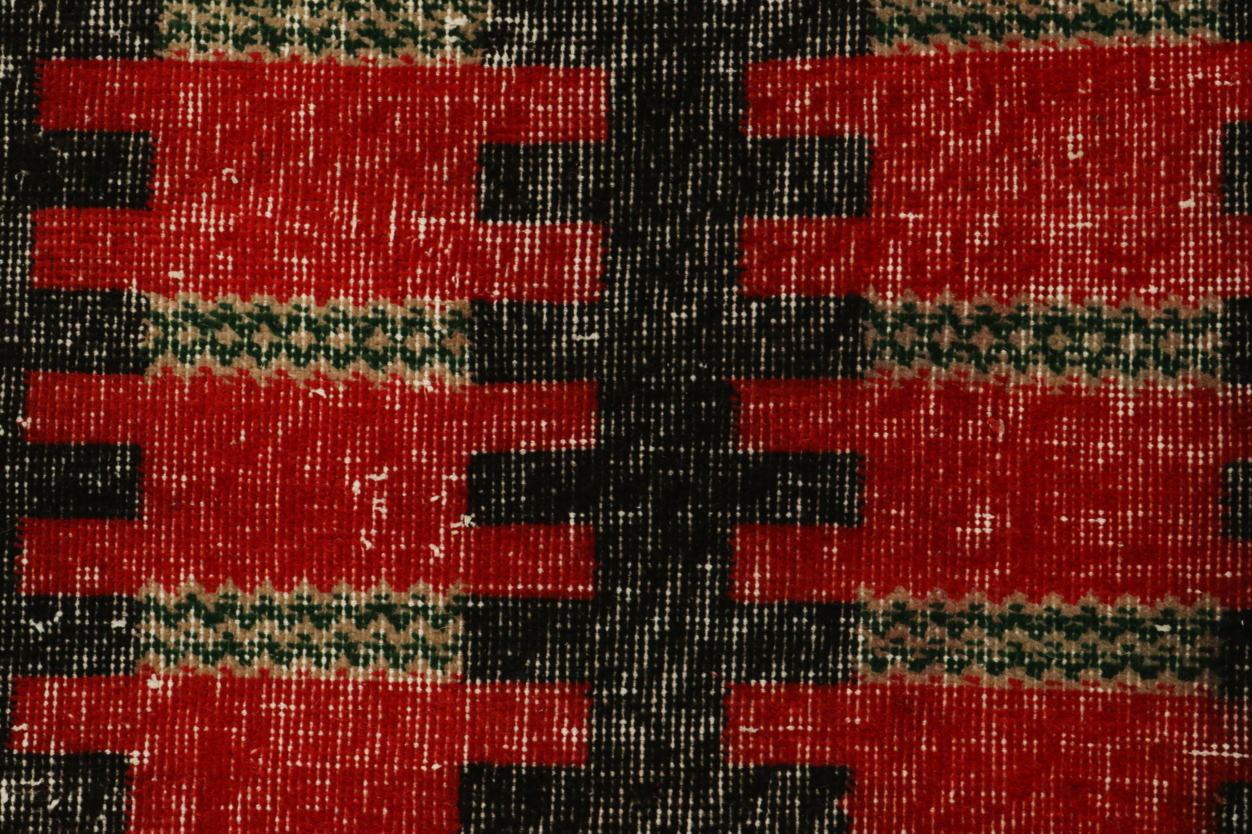 Zeki Müren Rug