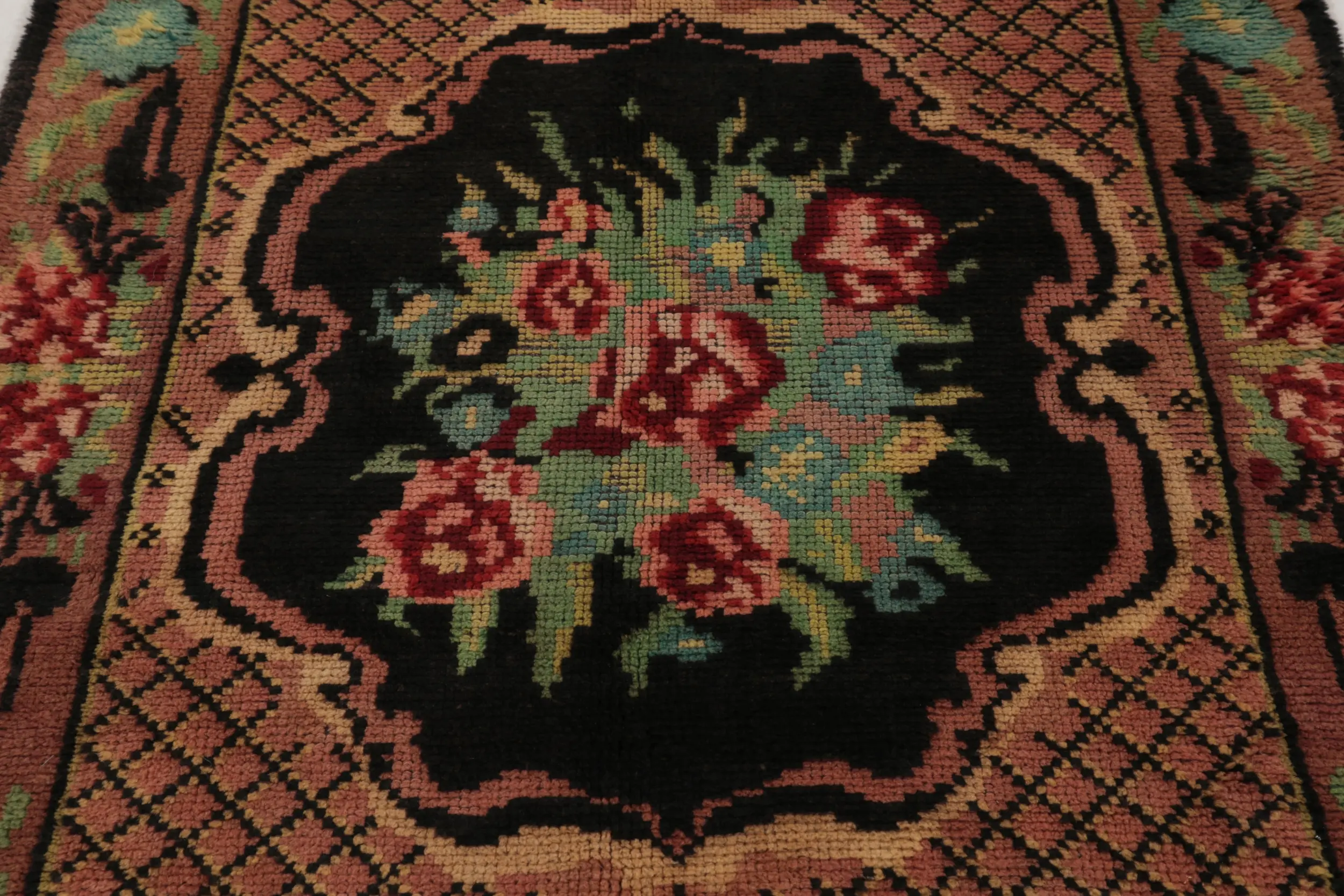 Vintage Tulu Floral Medallion Rug