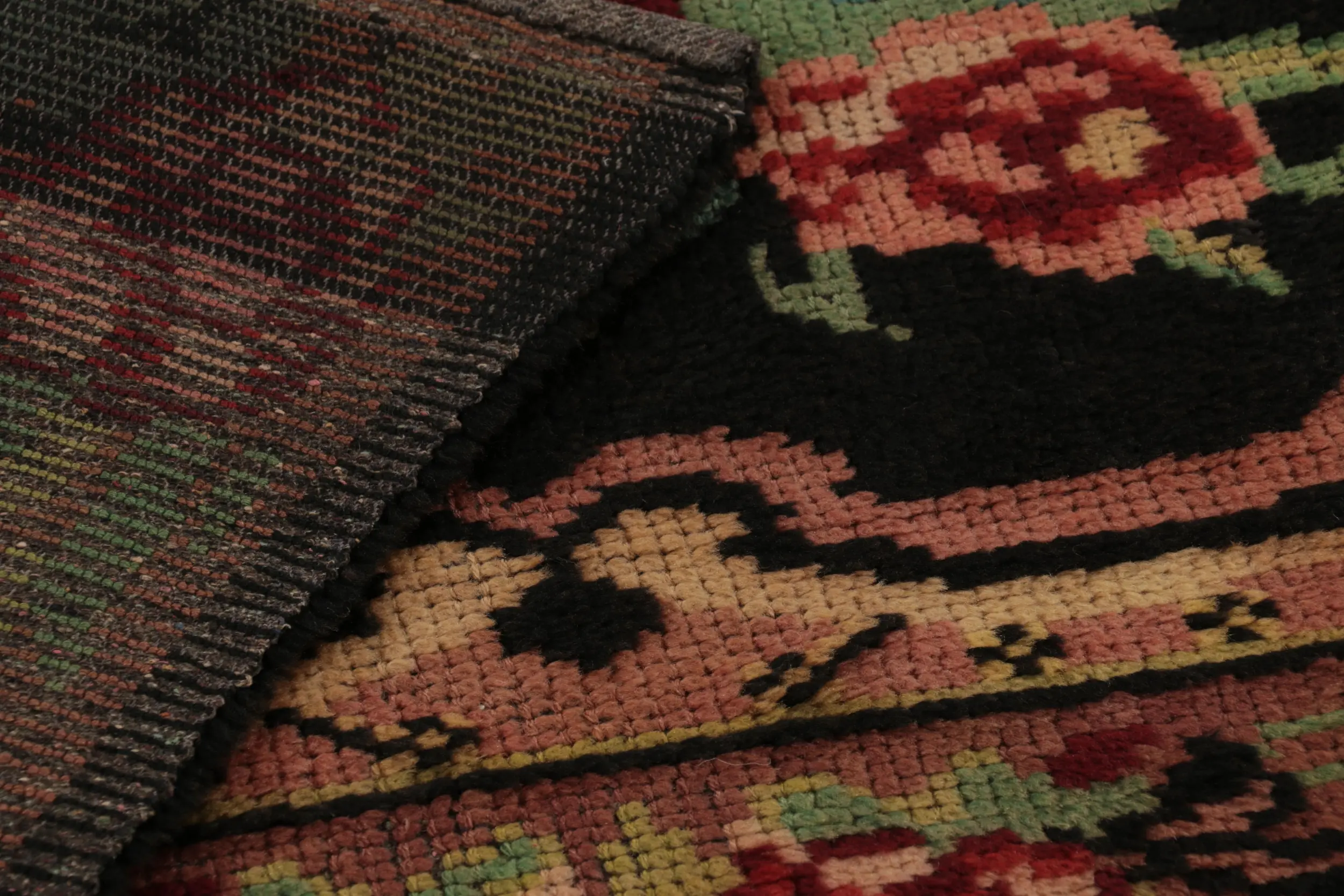 Vintage Tulu Floral Medallion Rug