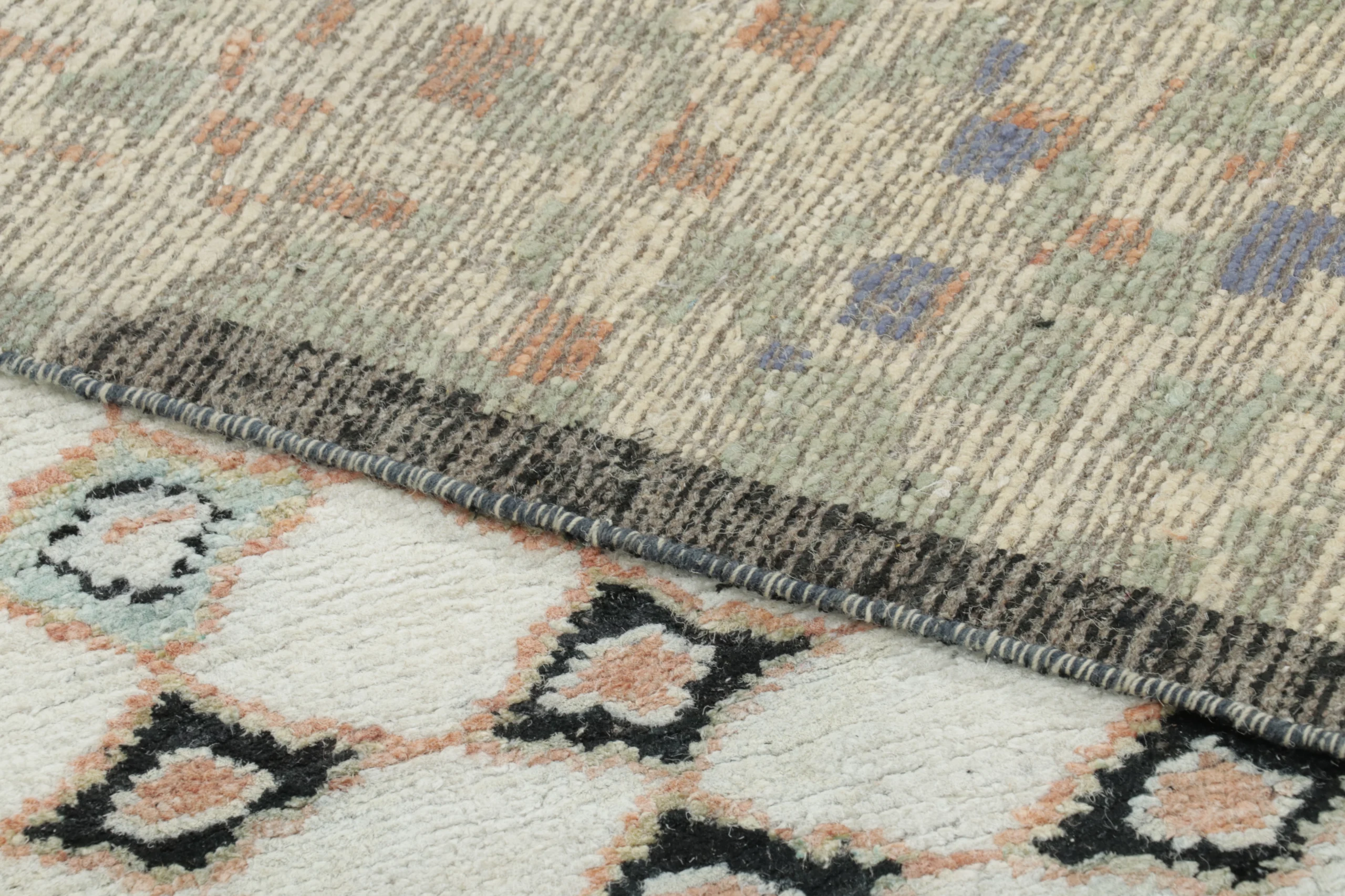 Modern Abstract Rug