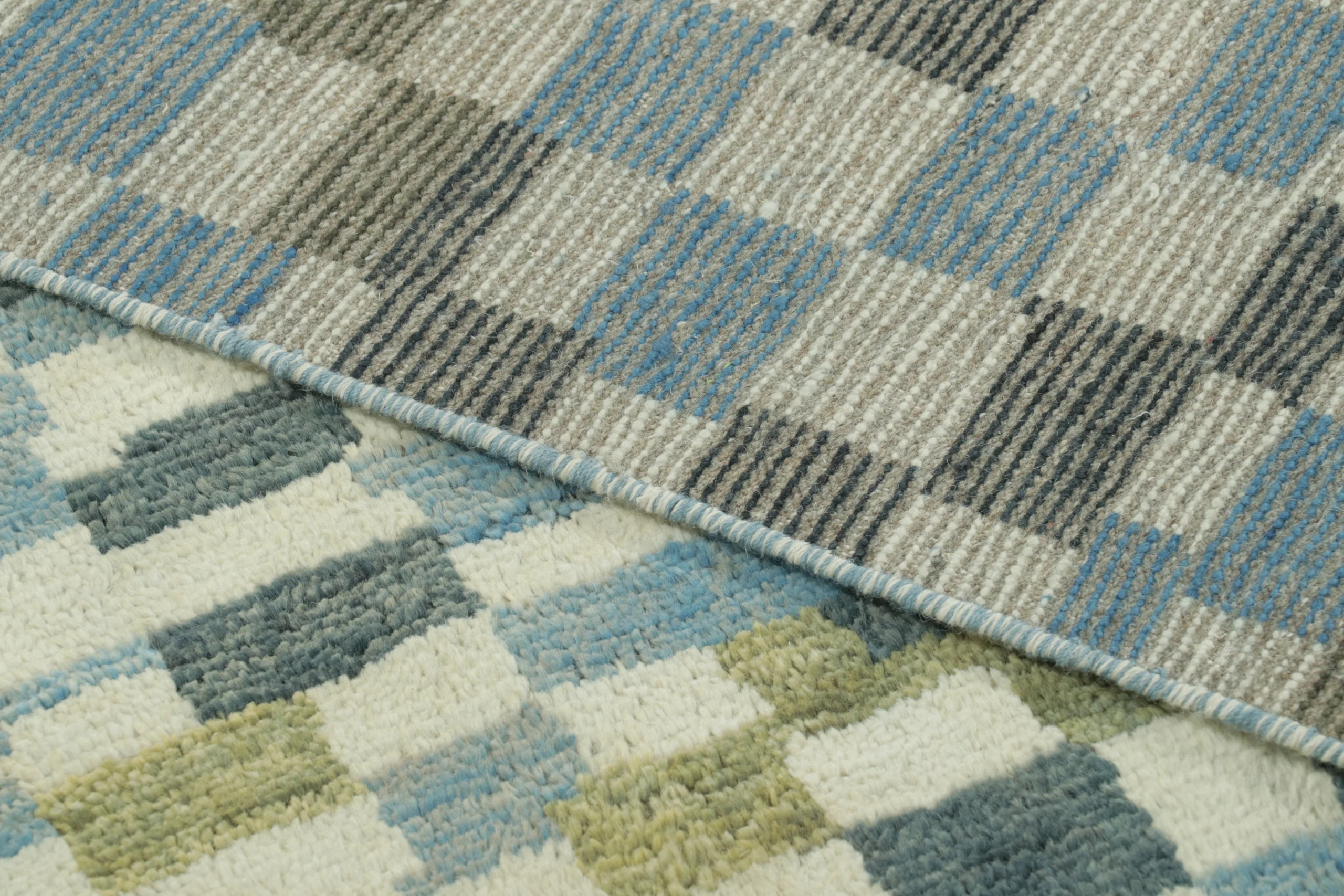Modern Abstract Geometric Rug