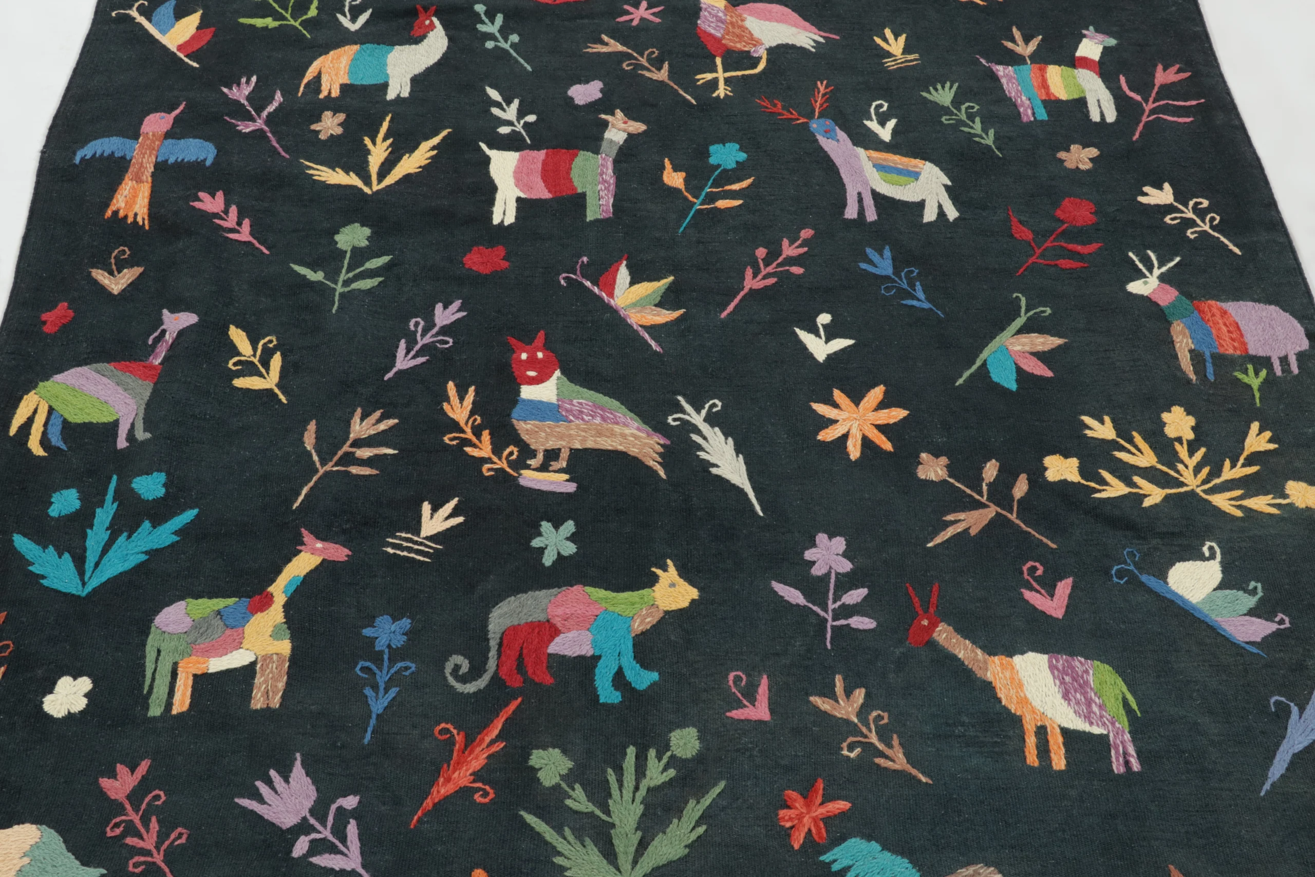 Modern Classic Suzani Kilim