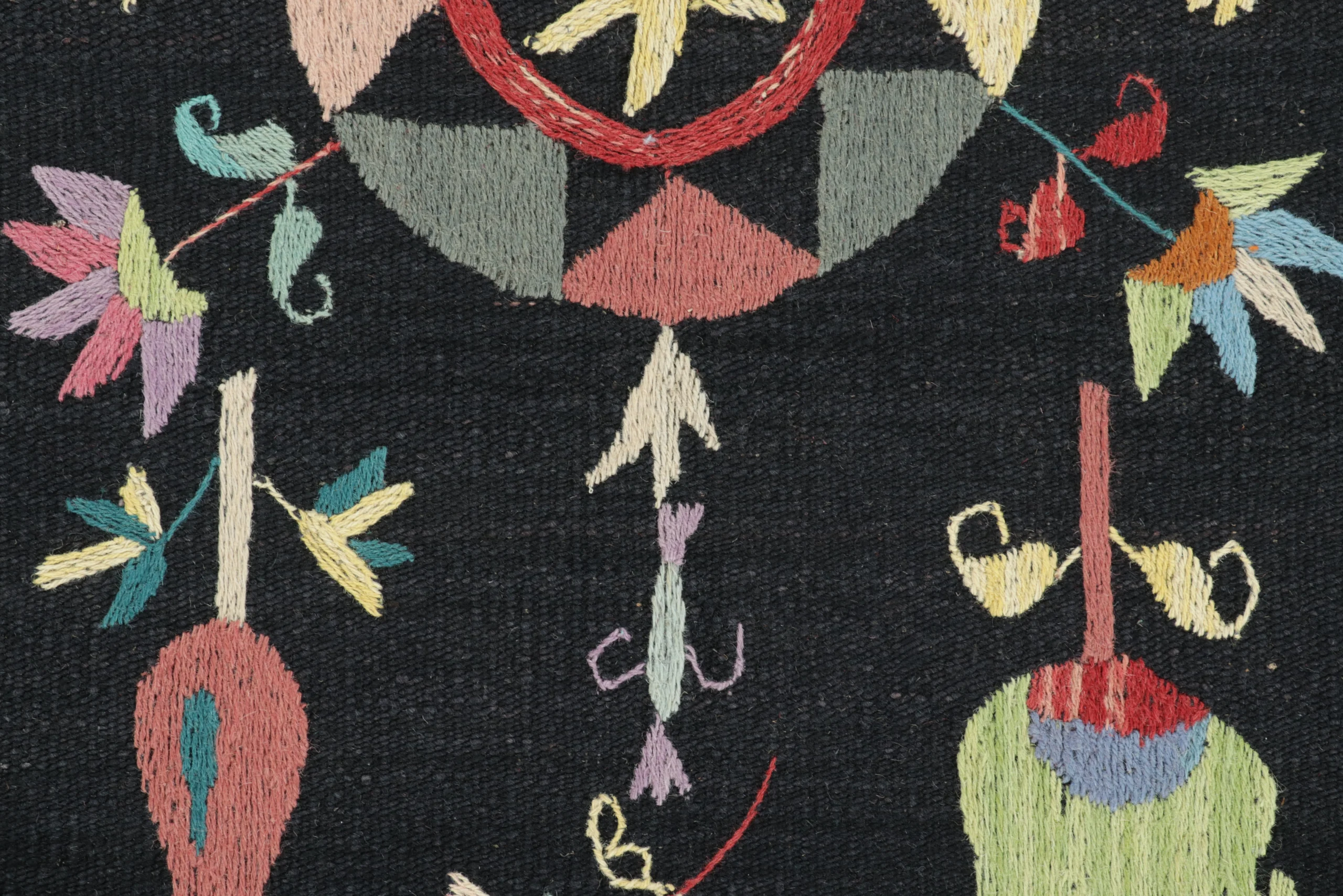 Modern Classic Suzani Kilim