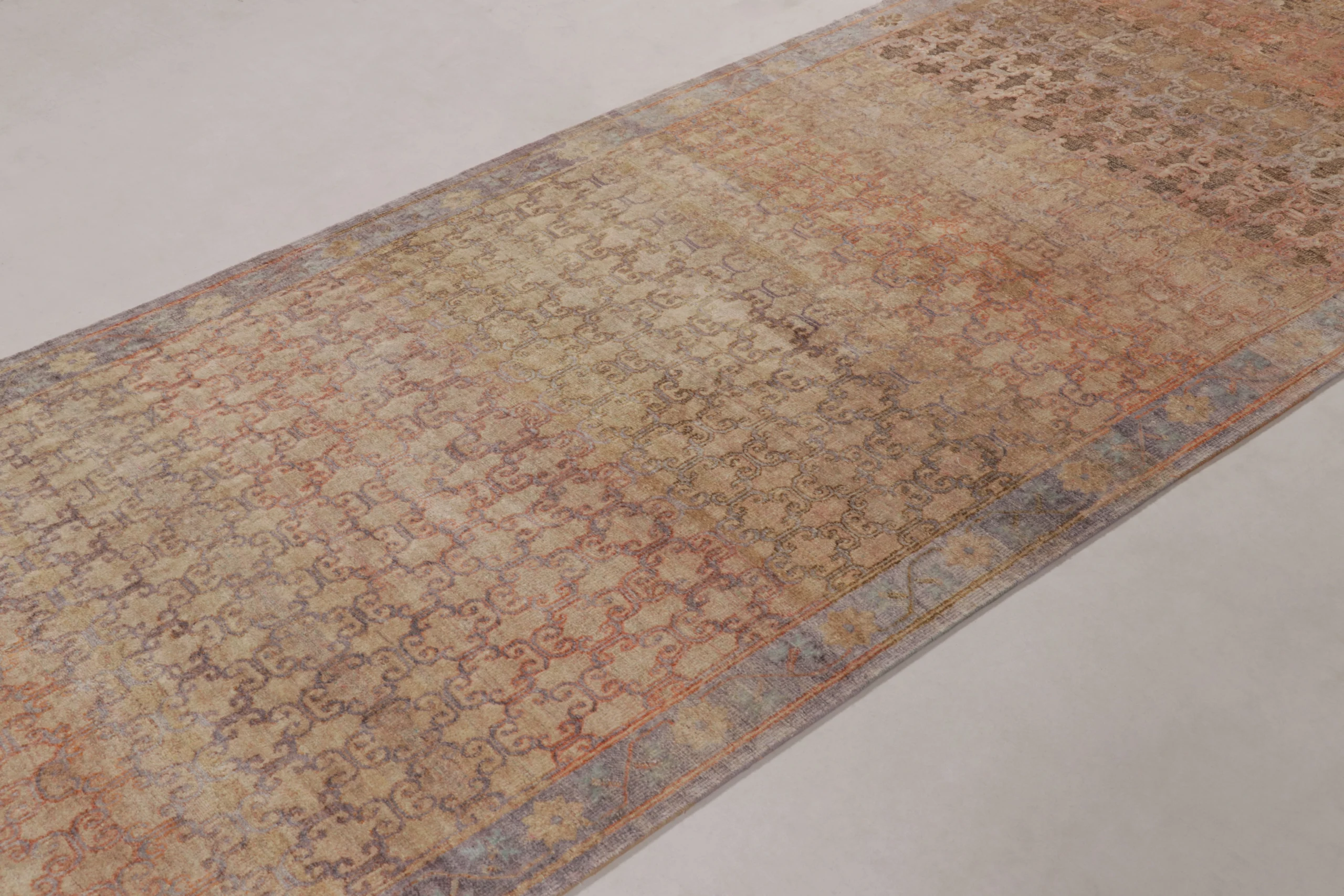 Modern Floral runer rug