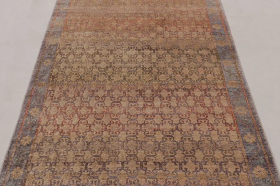 Modern Floral runer rug