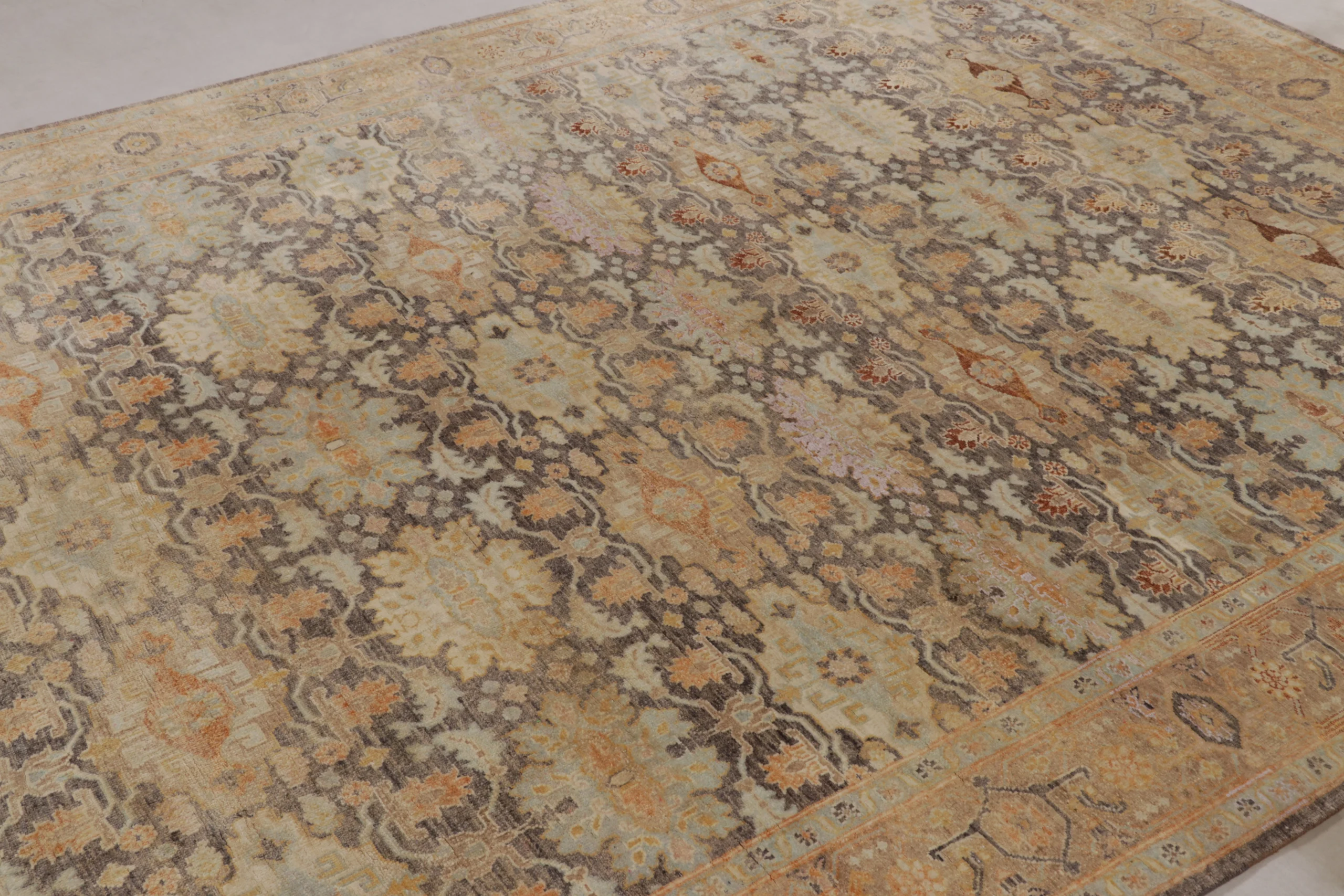 Modern Classic Floral Rug