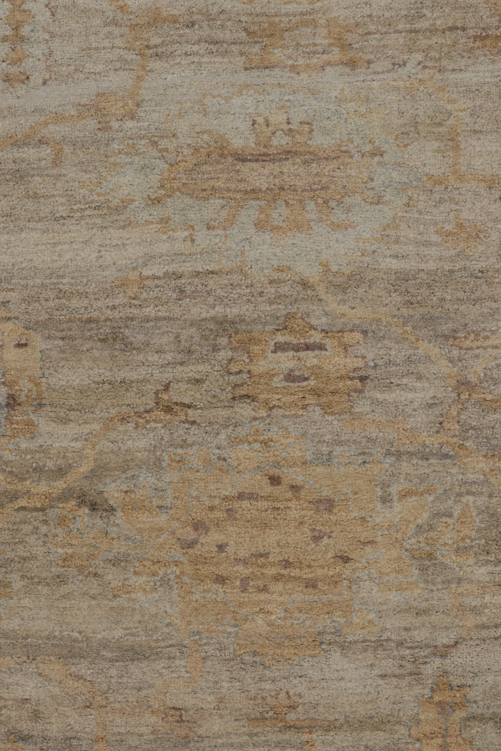 Classic Oushak-Inspired Rug