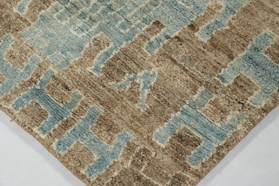 Modern Classic Medallion Pattern