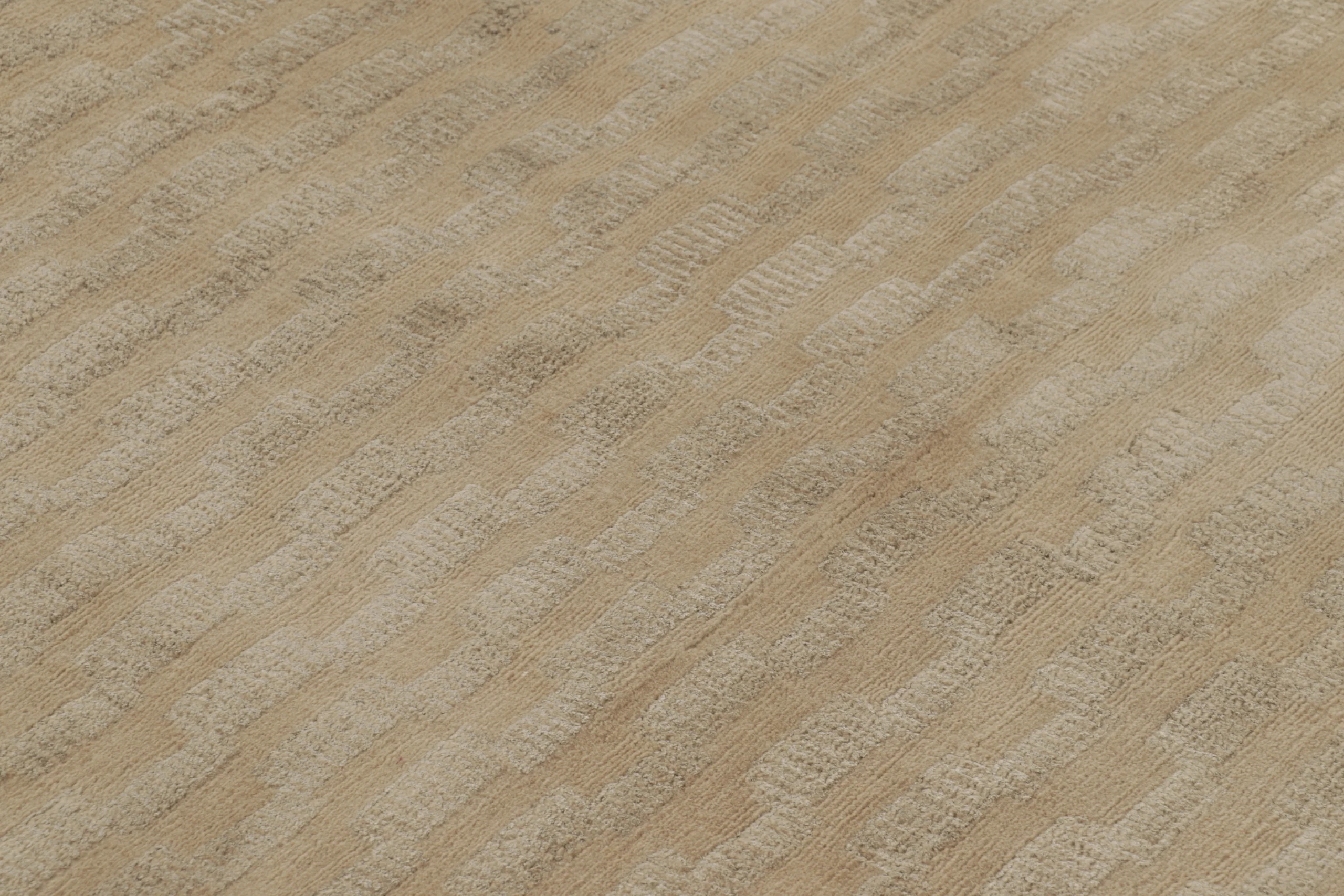 Art Deco Rug, Beige with Minimalist Geometric Patterns