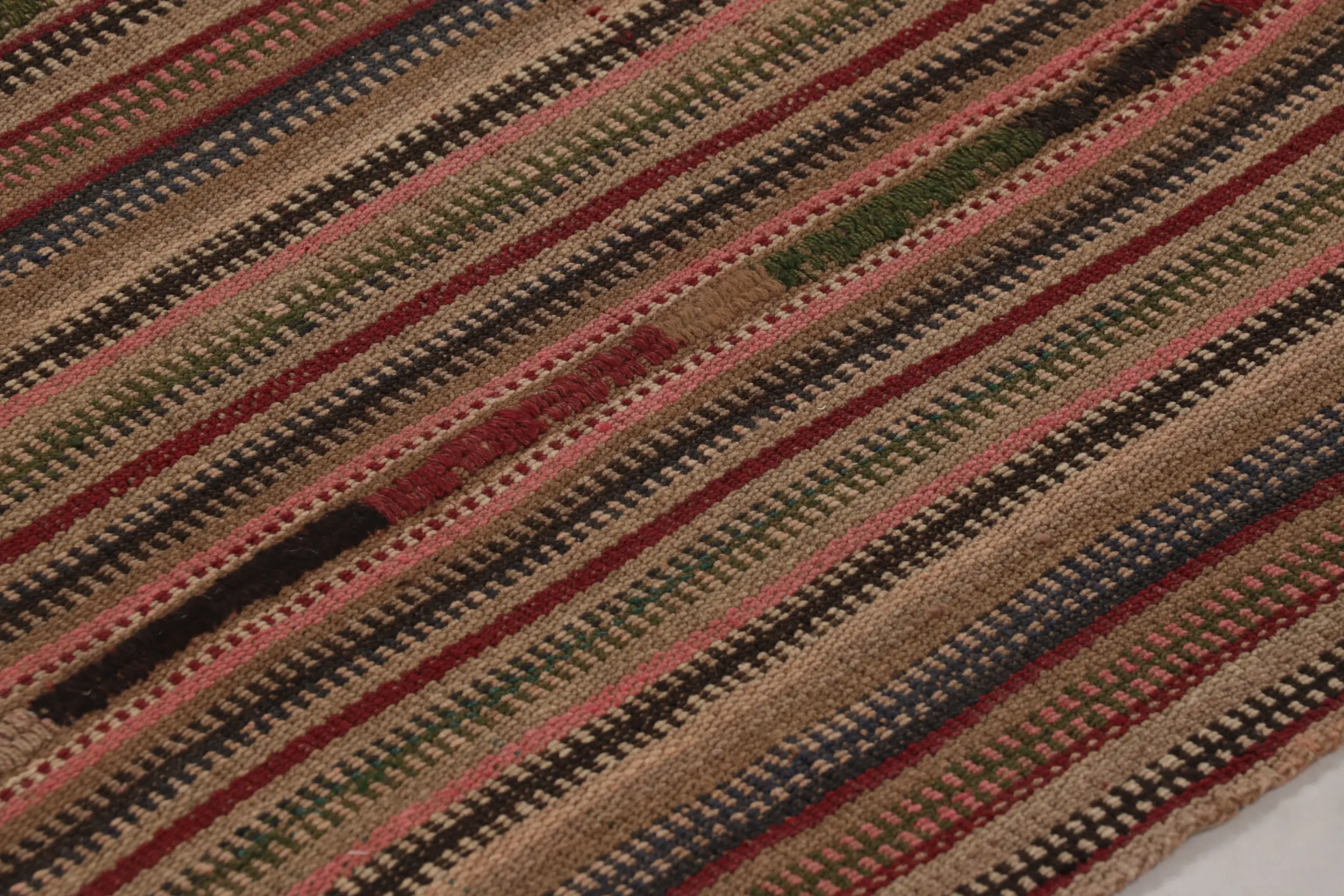 Vintage Palas Bidjari Square Kilim