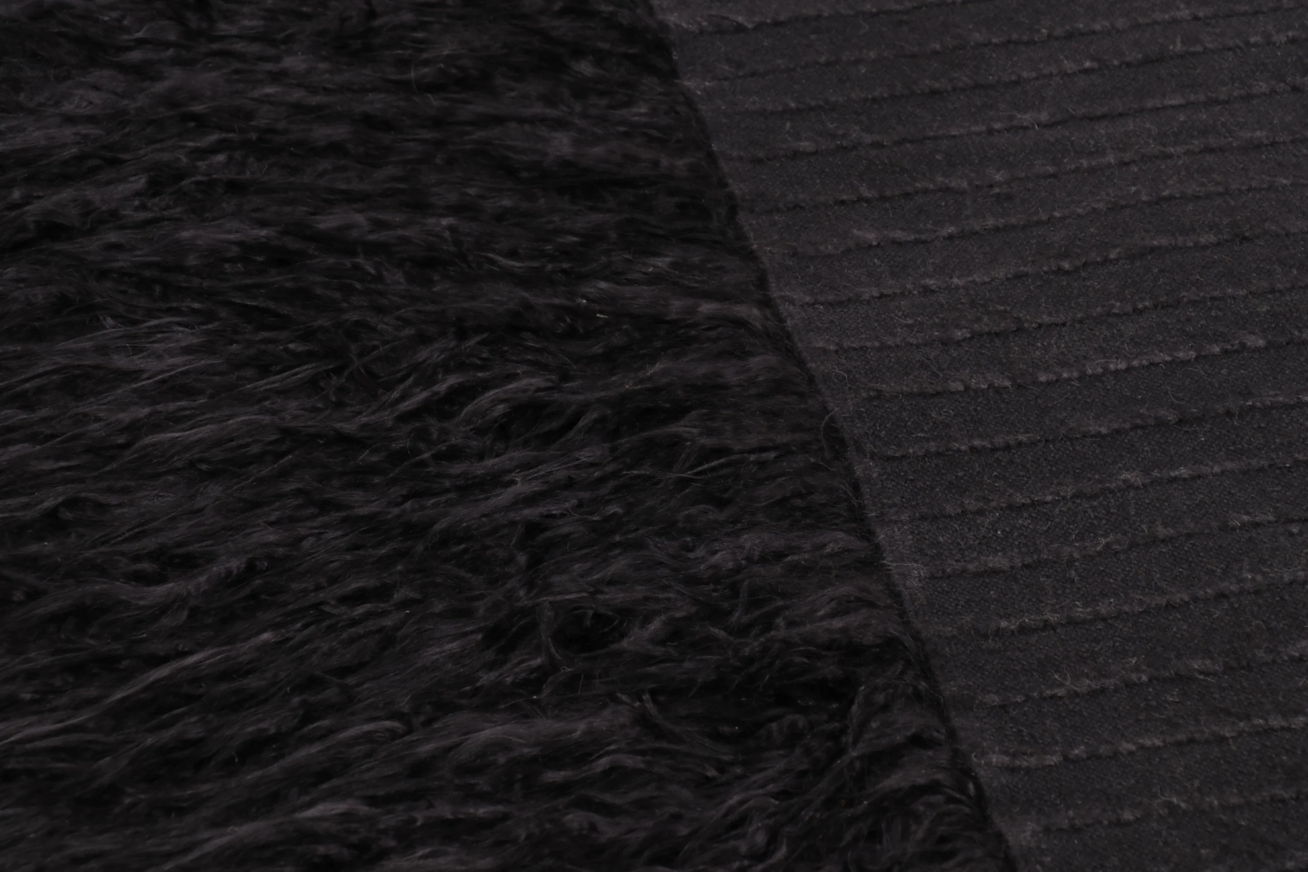 Rug & Kilim’s Modern Shag Rug