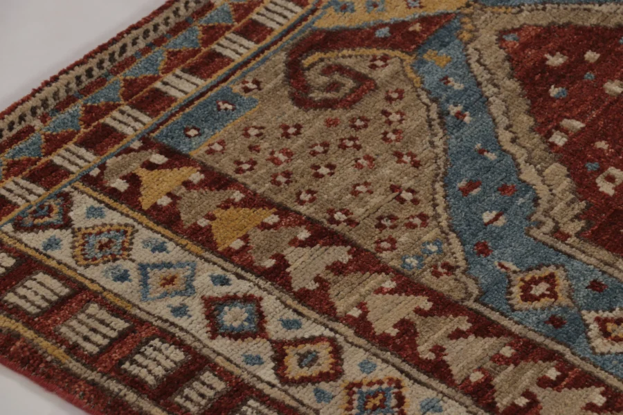 Classic Burano Ghiordes Inspired Rug