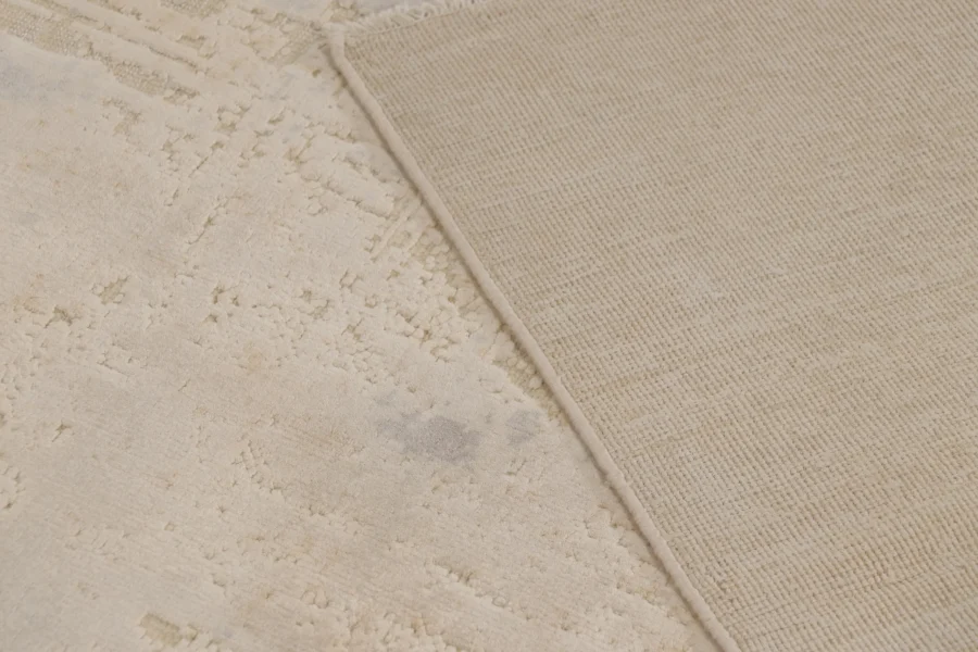 Modern Abstract Rug