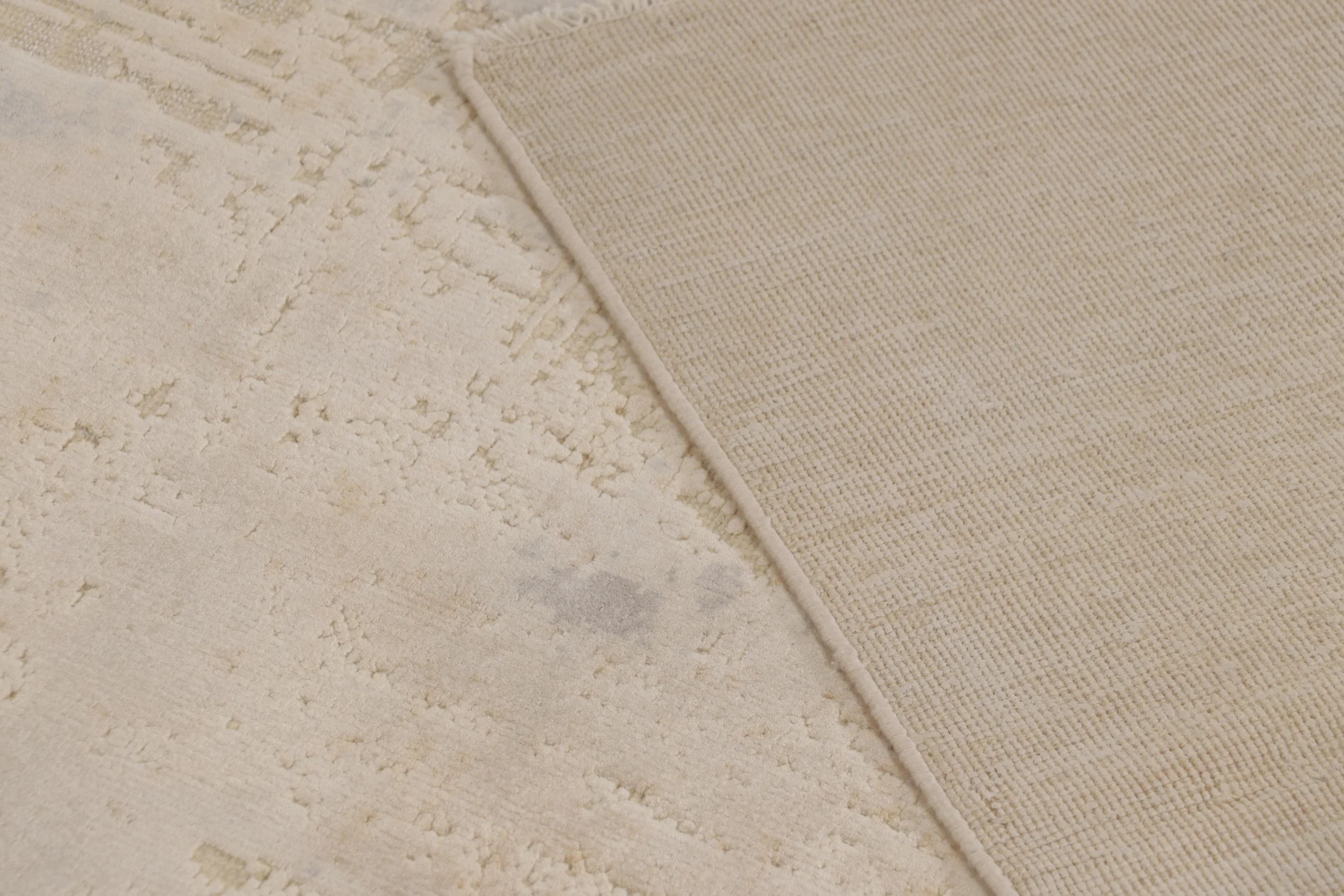 Modern Abstract Rug