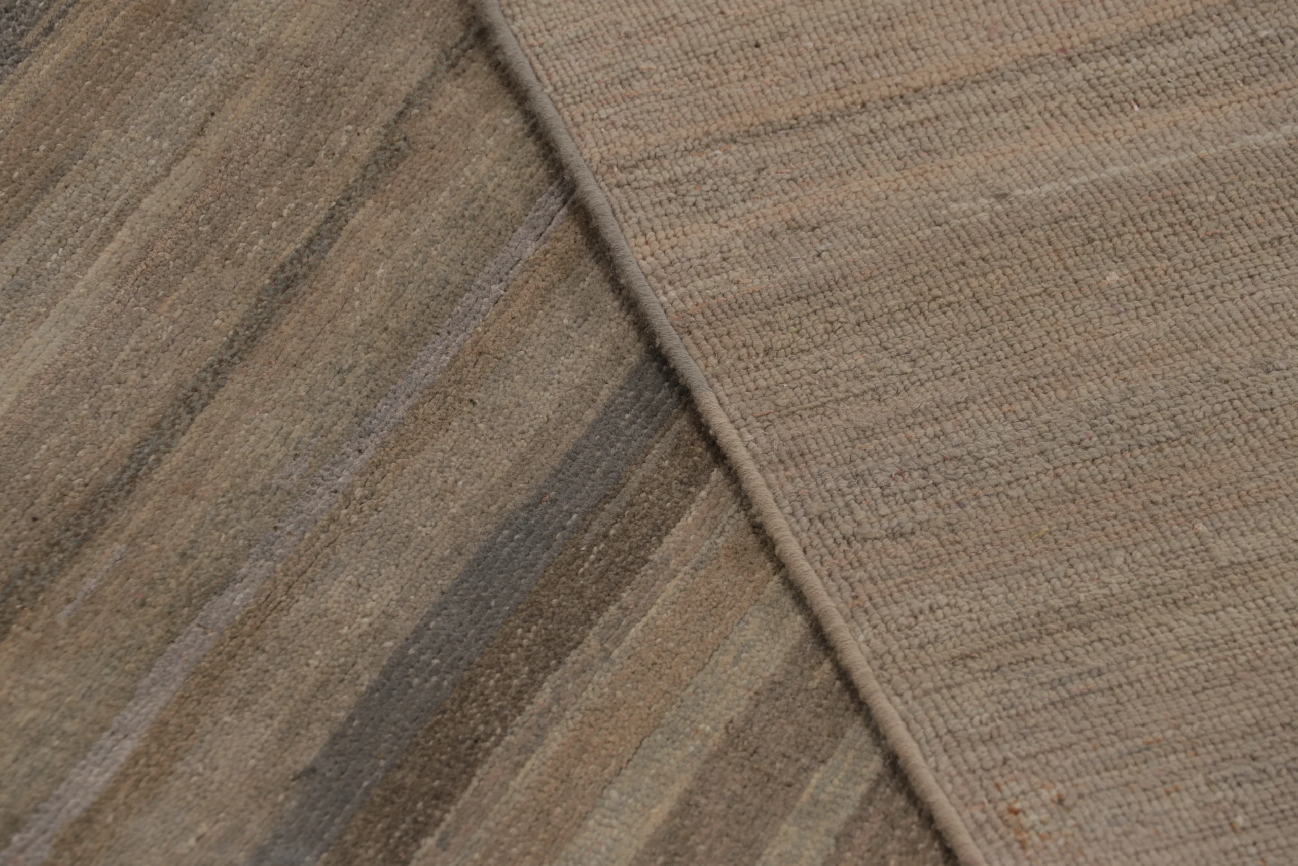 Rug & Kilim’s Modern Textural Rug