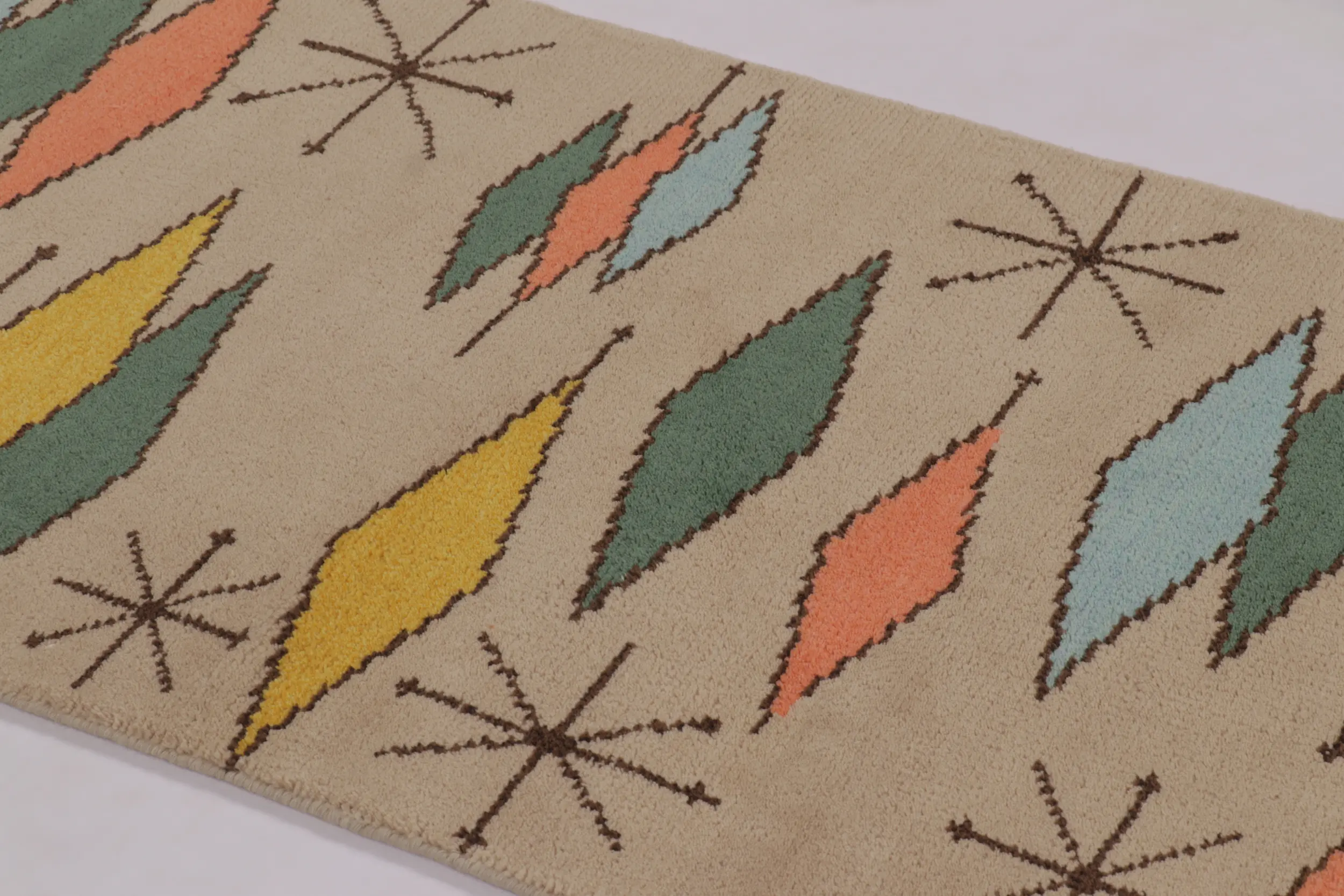 Rug & Kilim’s Mid-Century Modern Rug