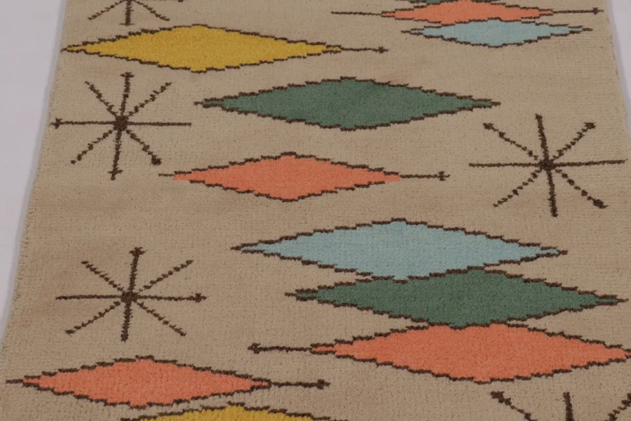 Rug & Kilim’s Mid-Century Modern Rug
