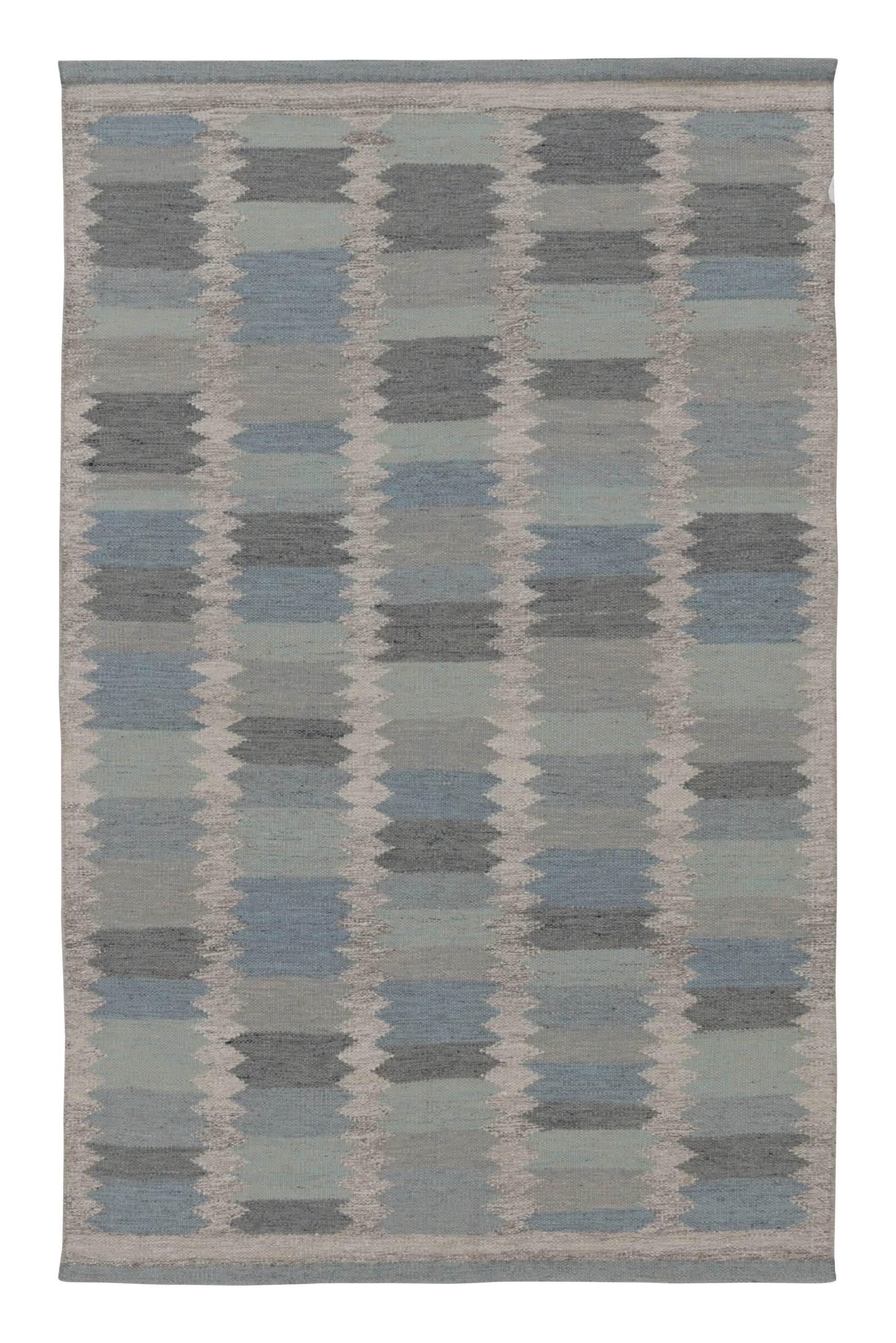 Scandinavian Geometric Flatweave Rug