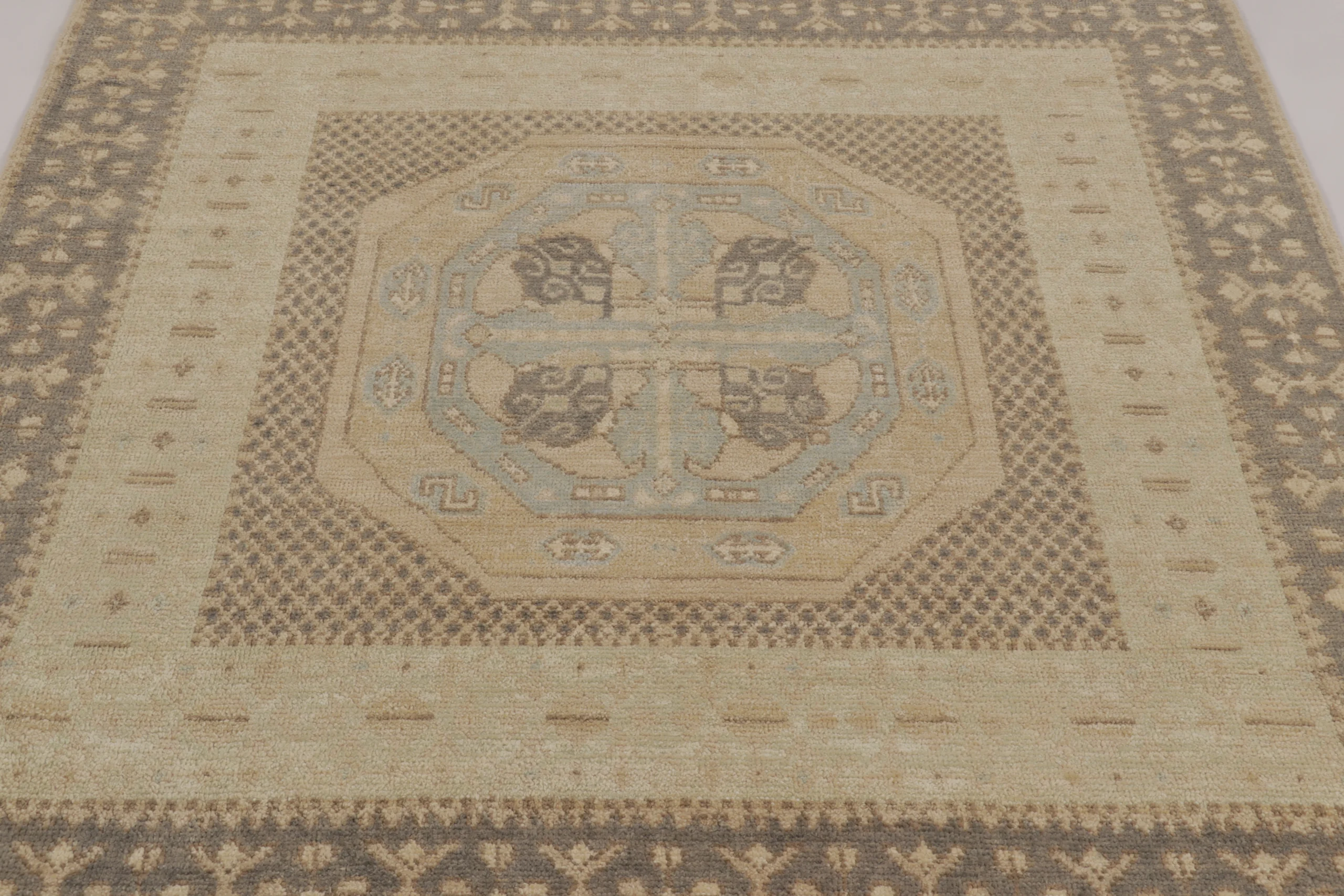 Rug & Kilim’s Turkish Rug
