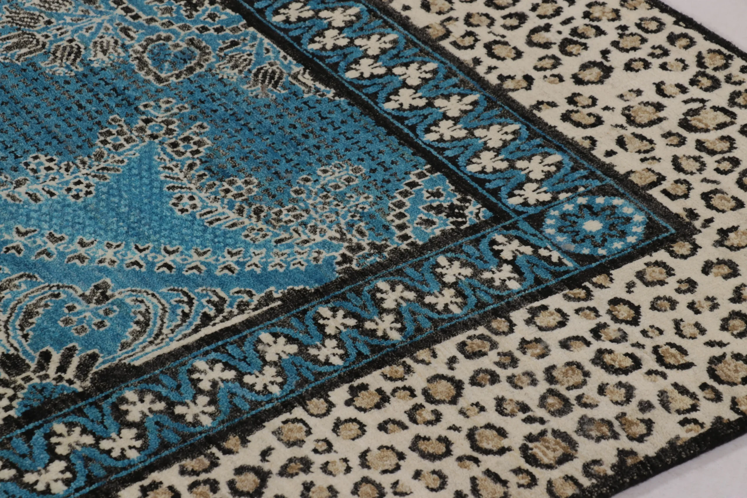 Modern Floral Rug