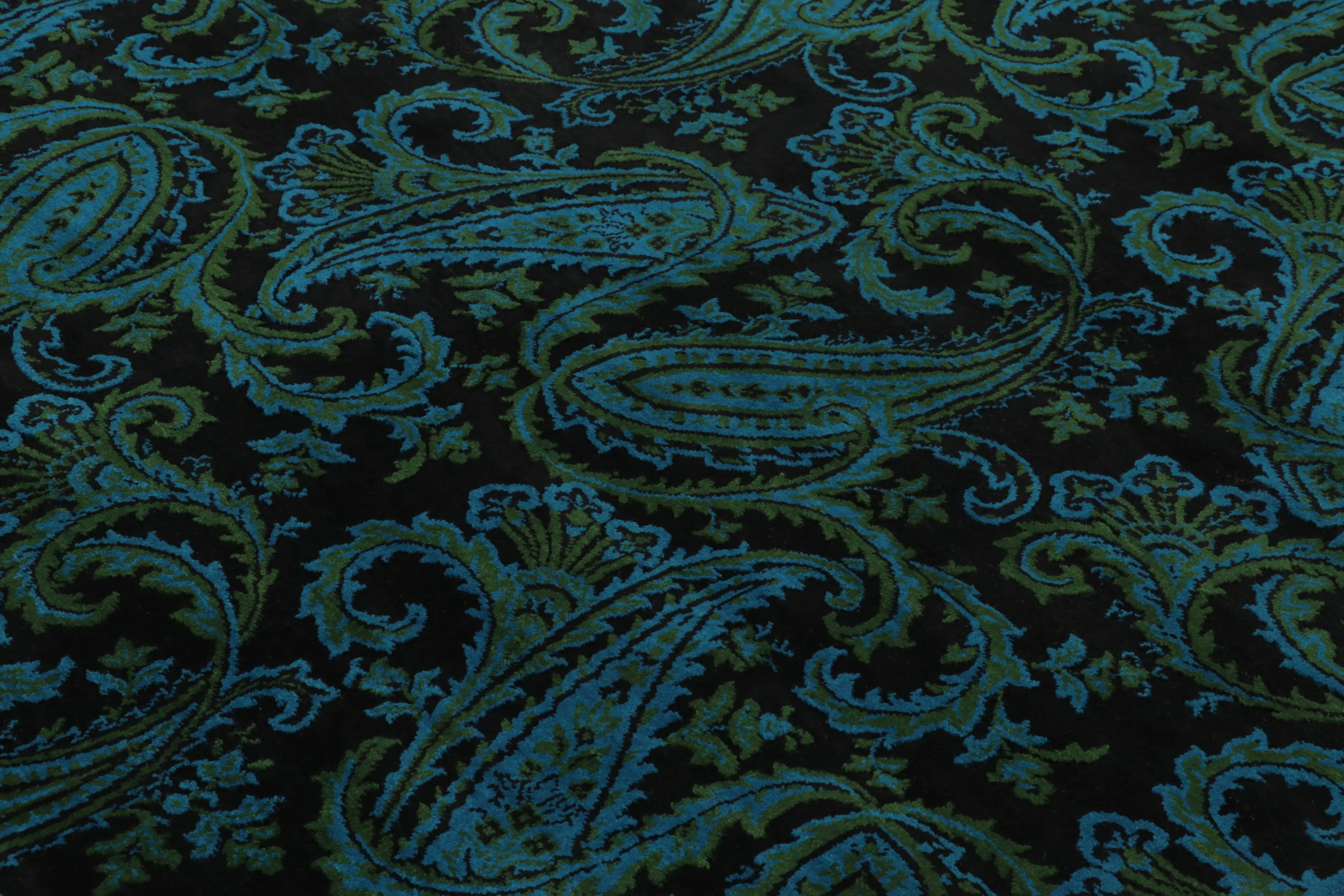 Modern Paisley Floral Rug