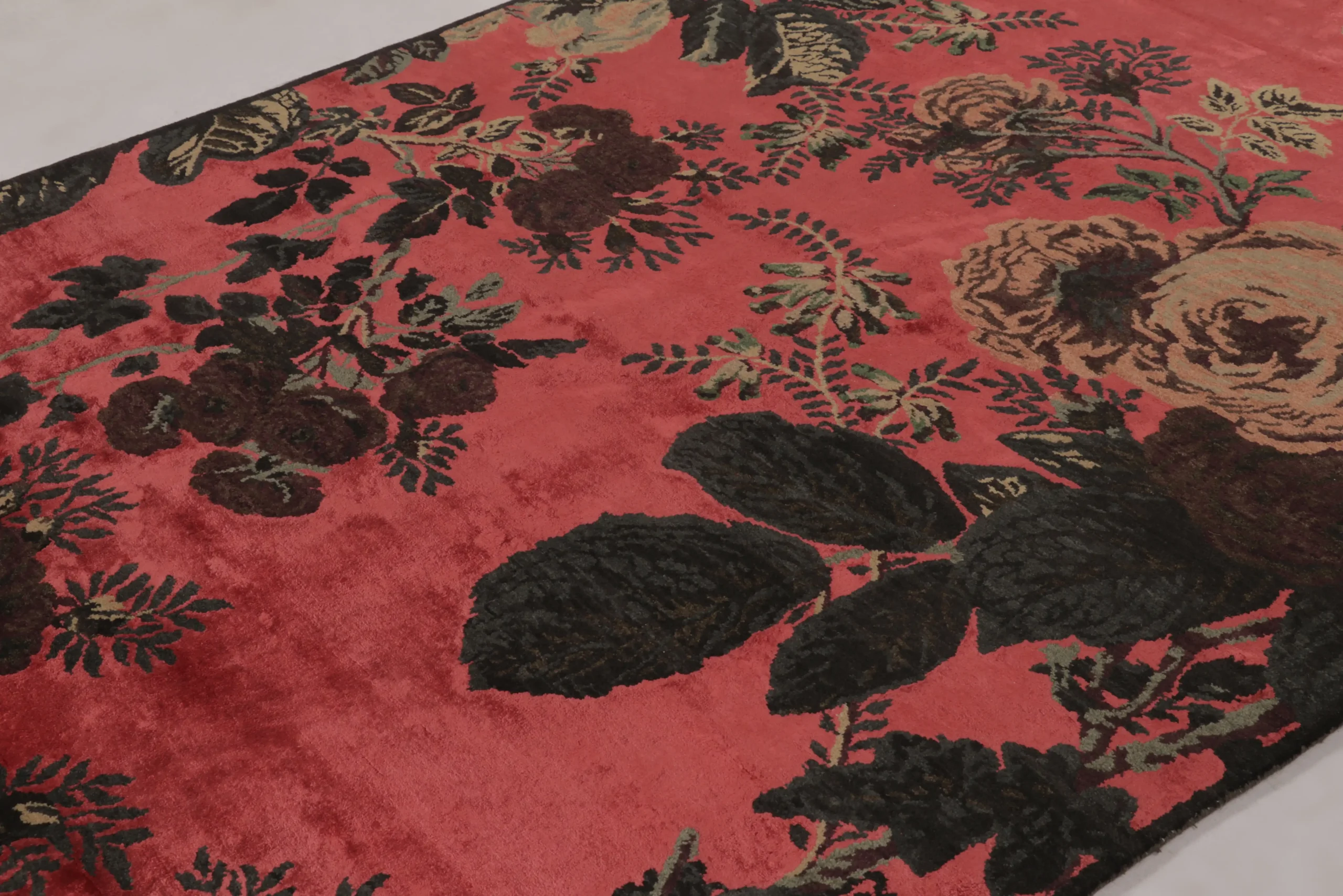 Modern Floral Rug
