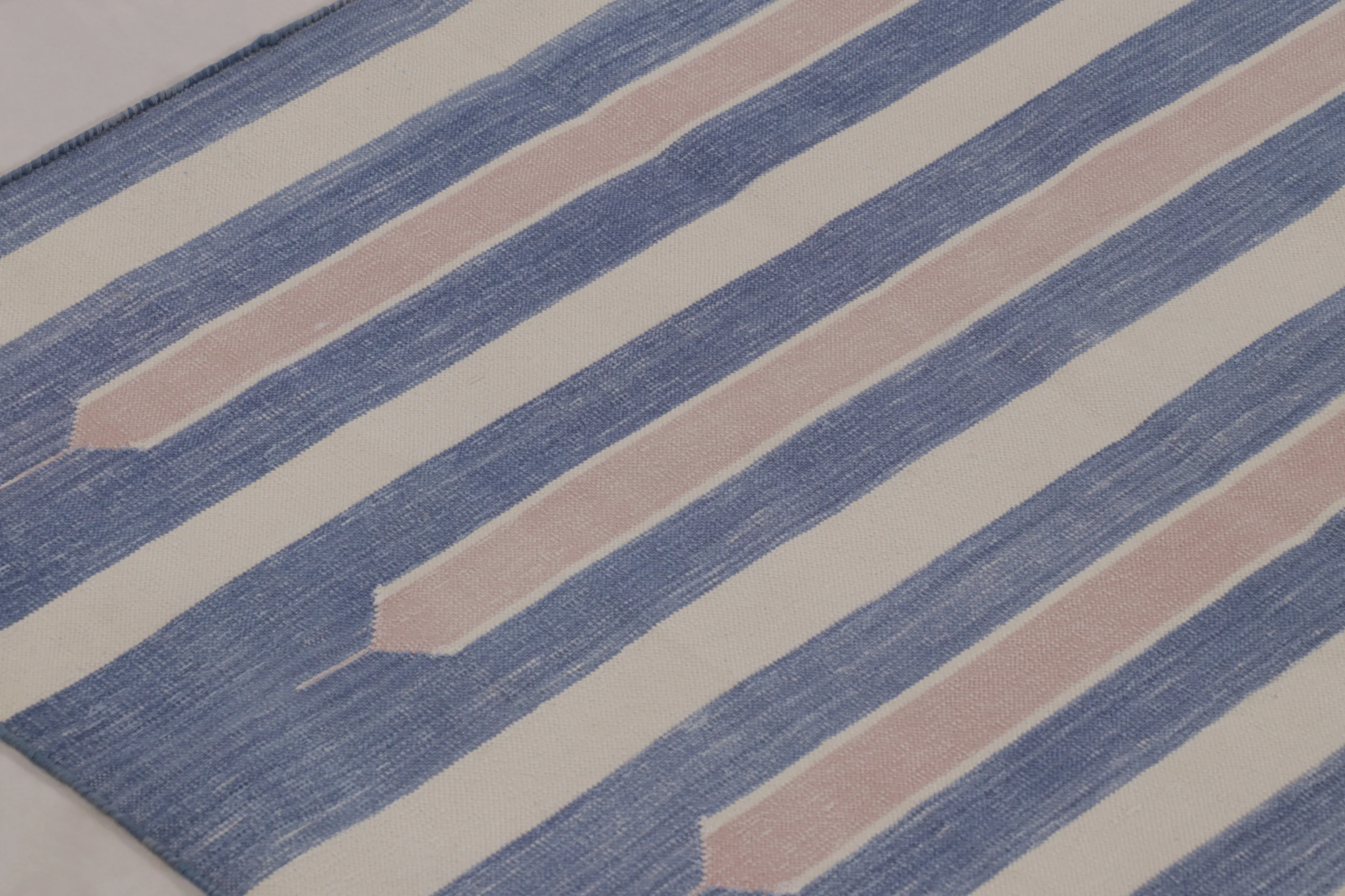 Contemporary Dhurrie Flatweave Rug