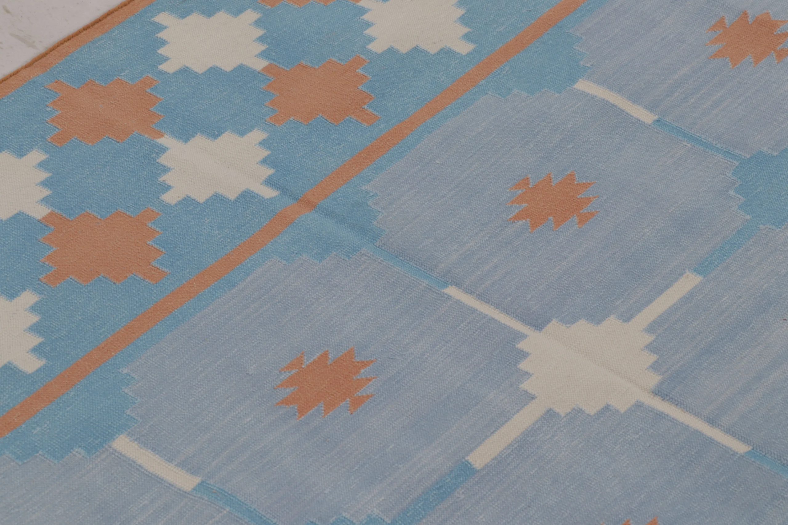 Contemporary Dhurrie Flatweave Rug