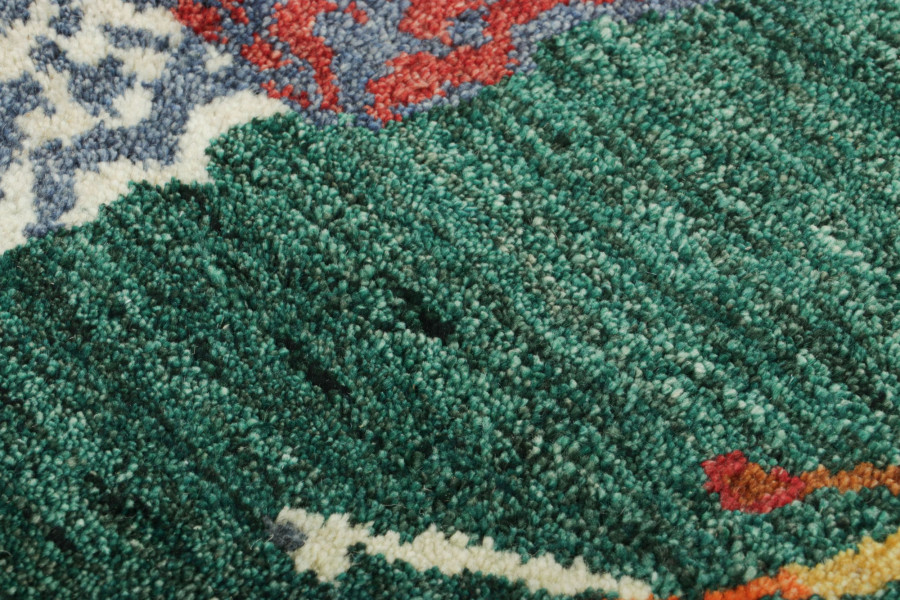 Classic Gift-Sized Moroccan Rug