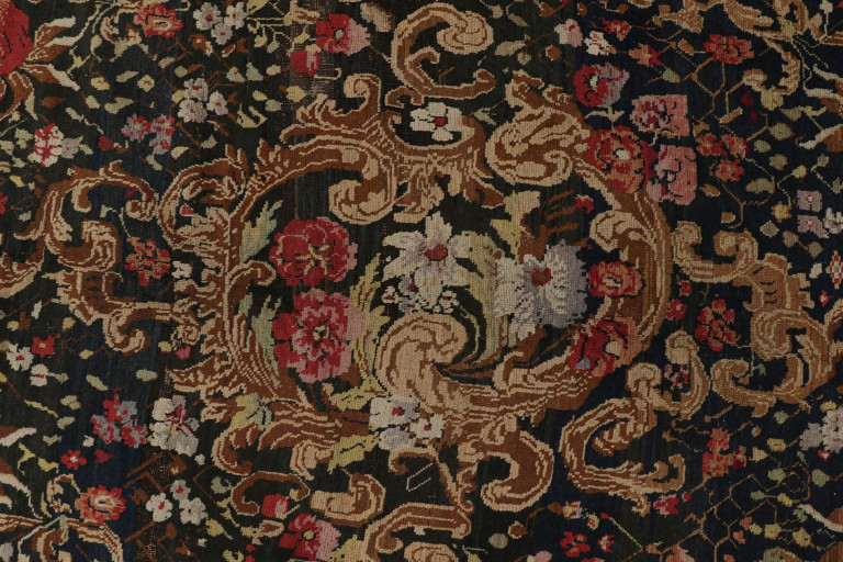An Abbreviated Guide to Antique and Vintage Karabagh Rugs