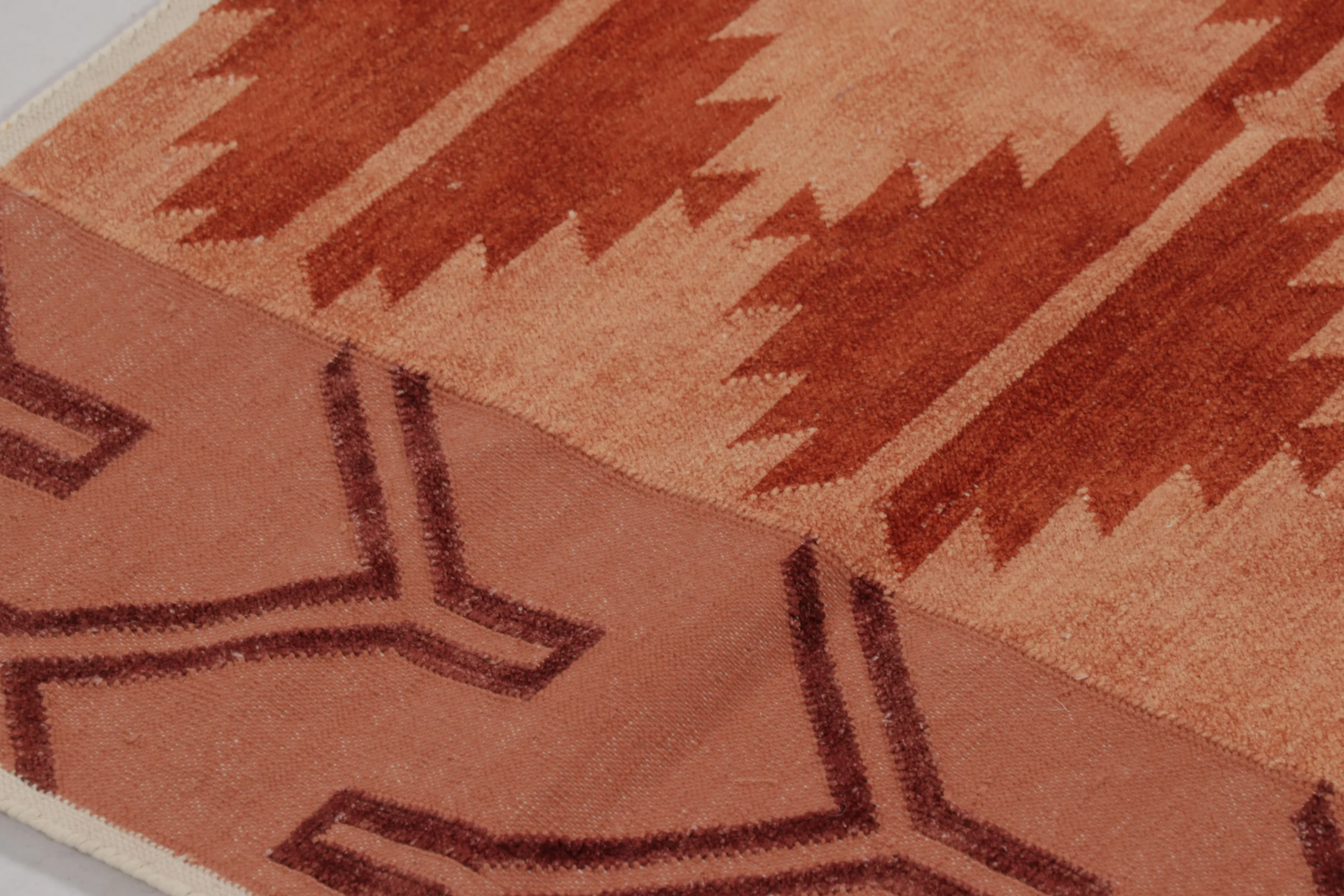 Contemporary Geometric Dhurrie Flatweave Rug