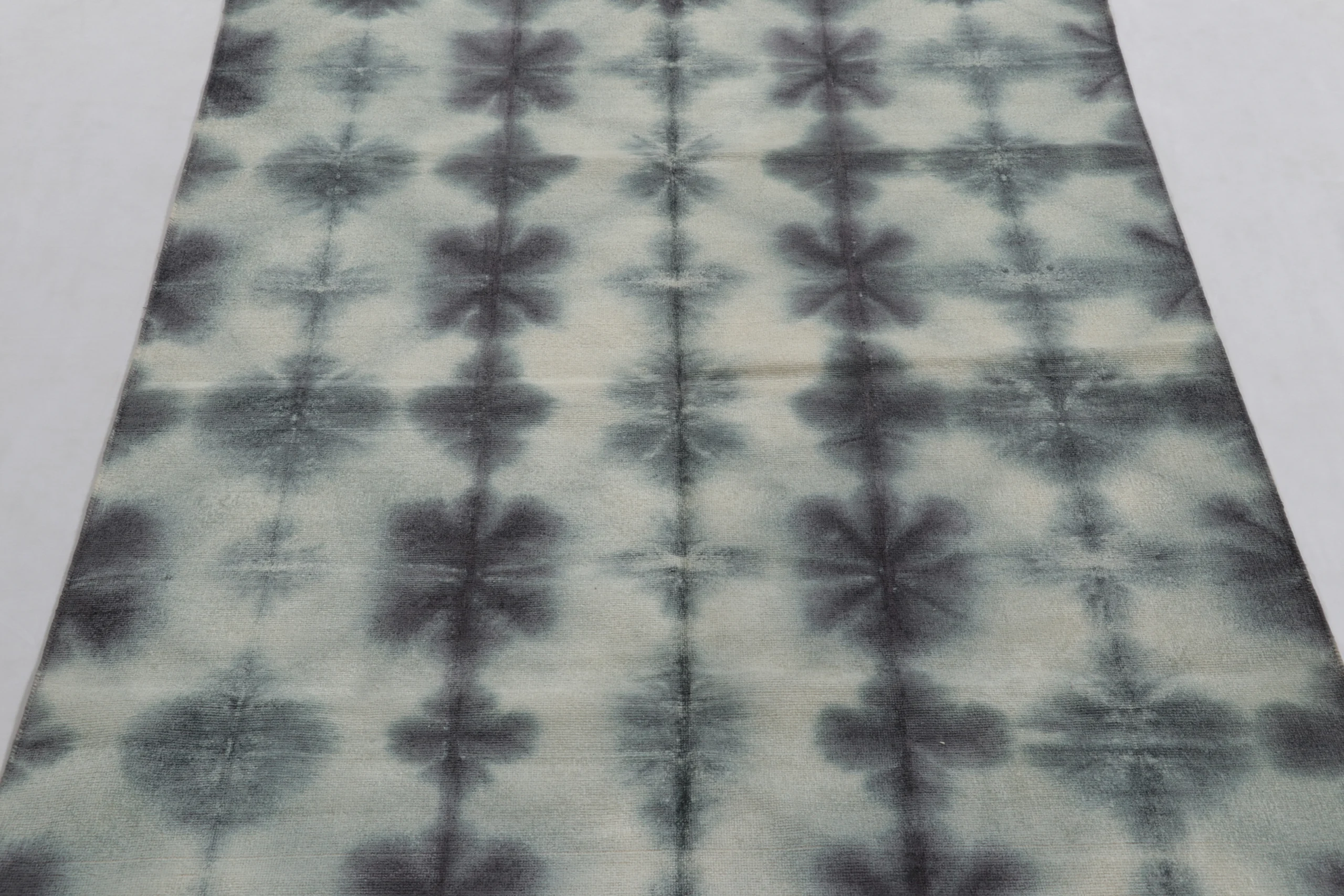 Contemporary Dhurrie Flatweave Rug