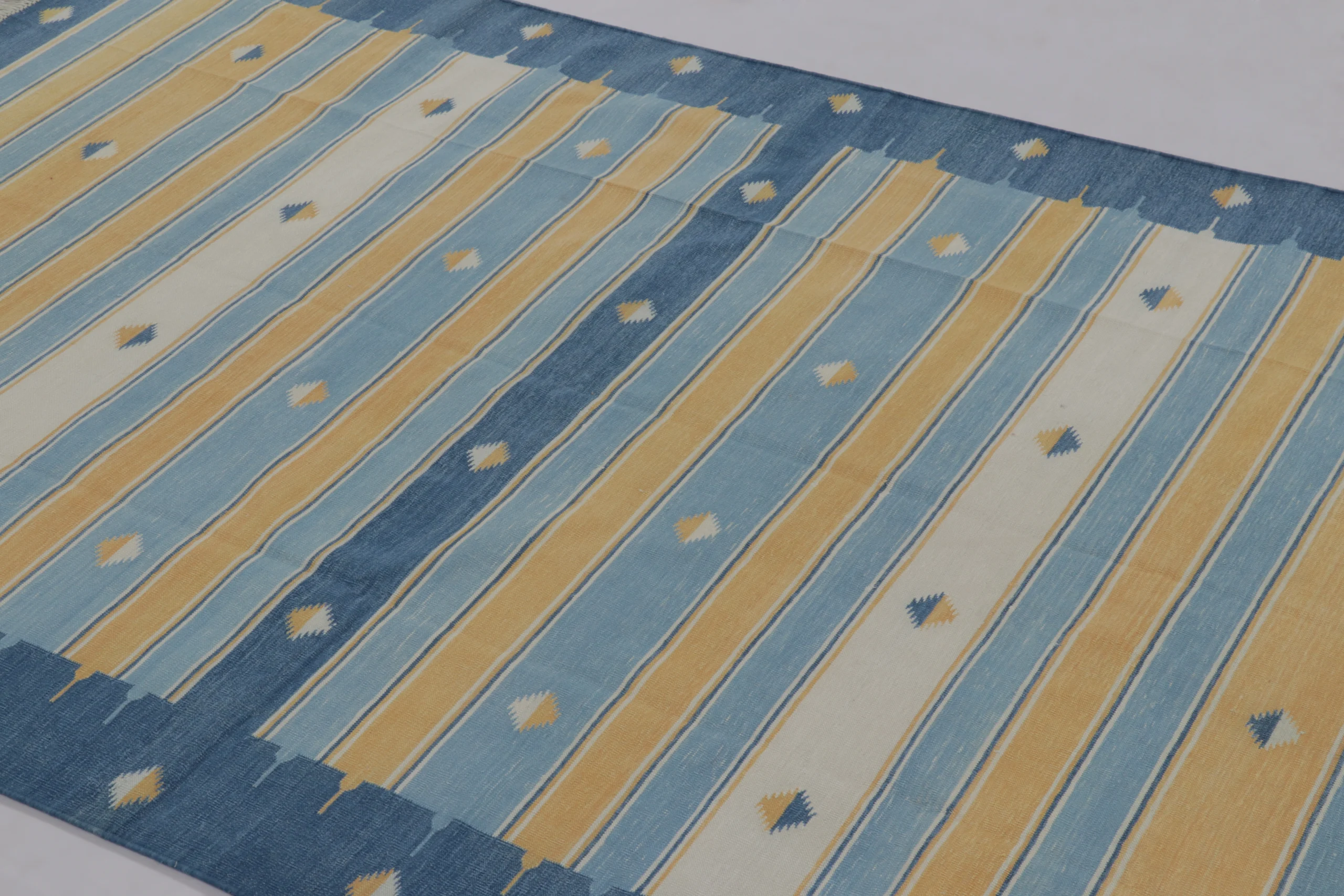 Contemporary Striped Dhurrie Flatweave Rug