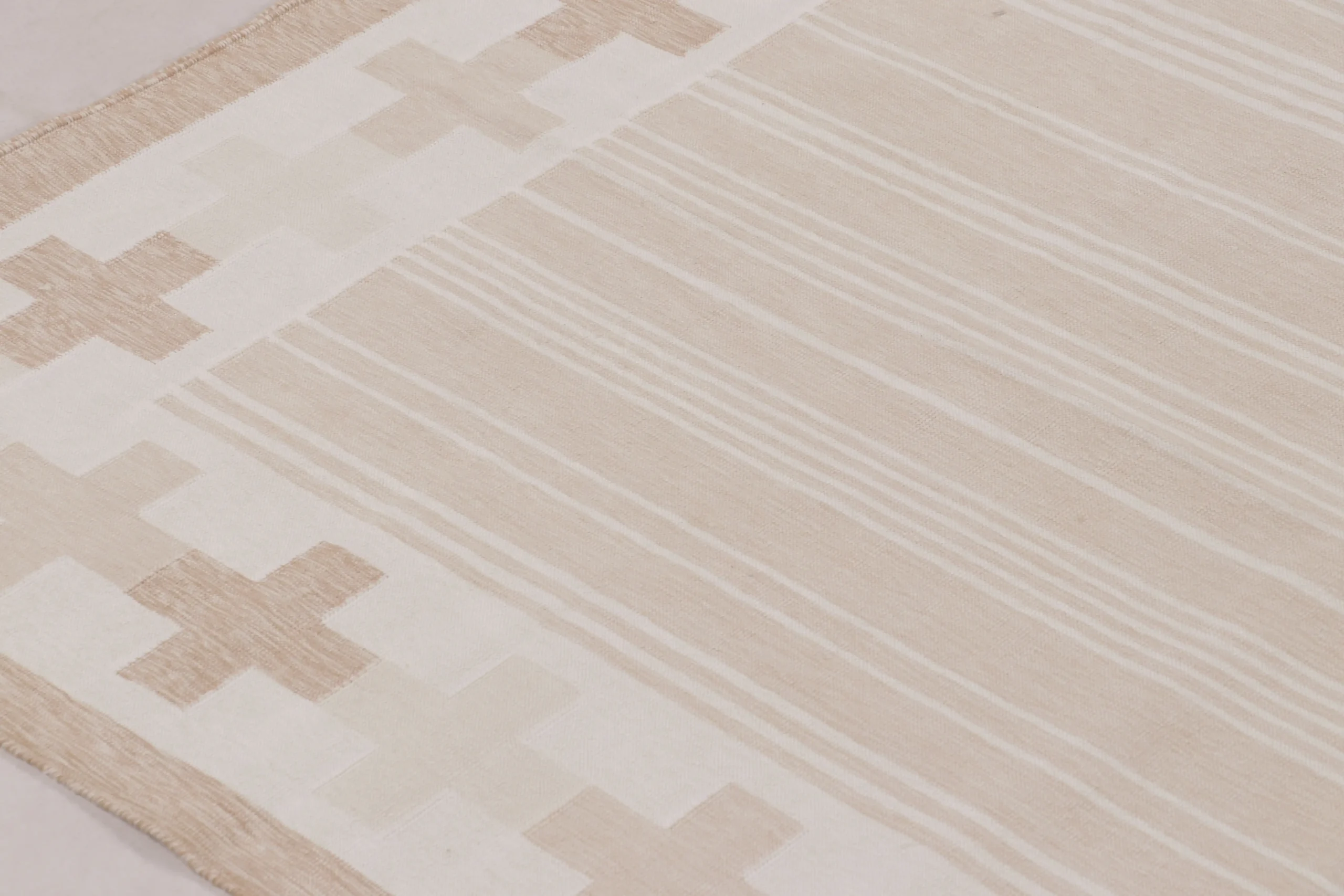 Contemporary Indian Dhurrie Flatwave Rug