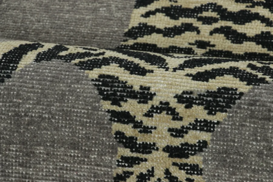 Modern Distressed Tiger Runner Rug