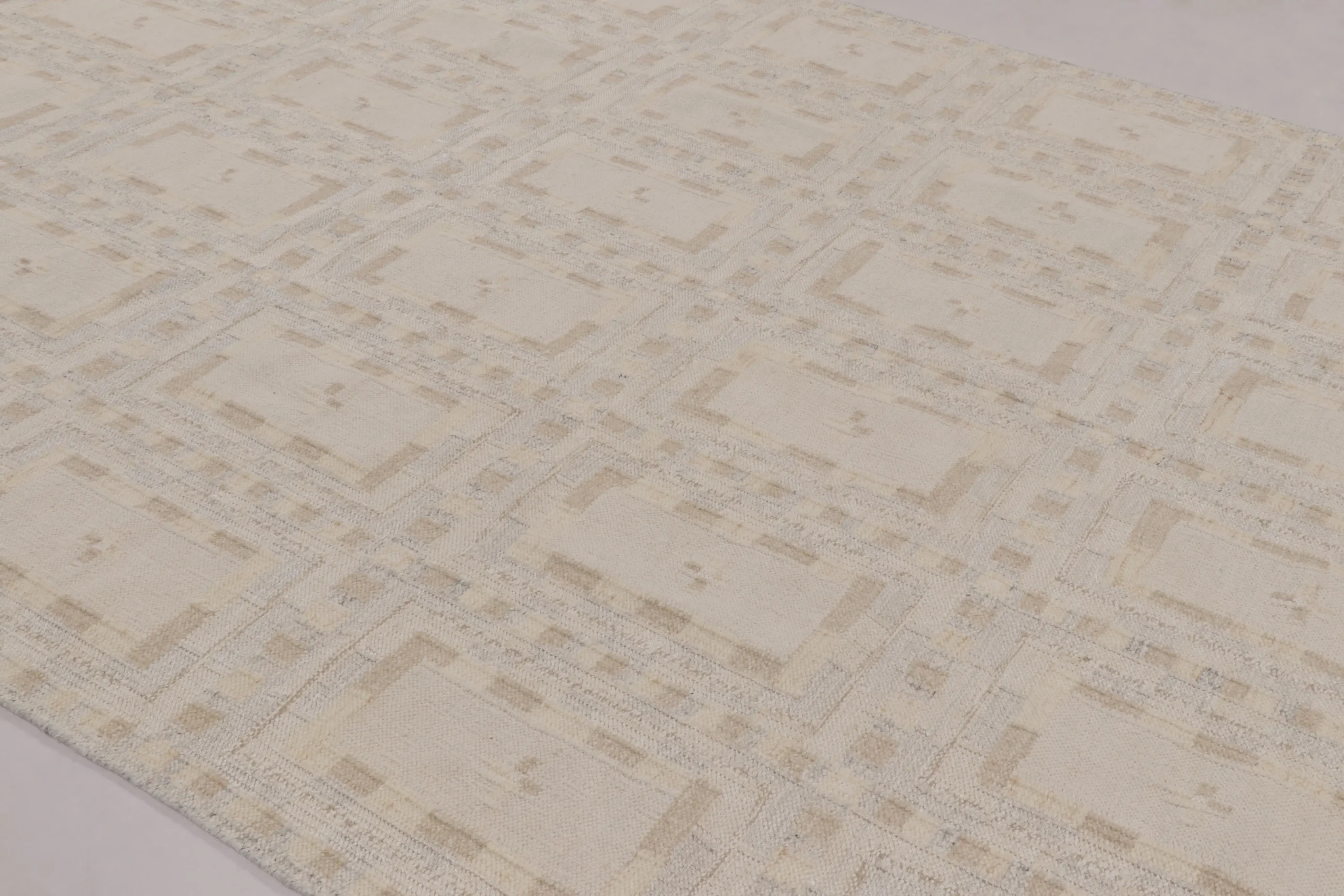 Scandinavian Geometric Flatweave Rug