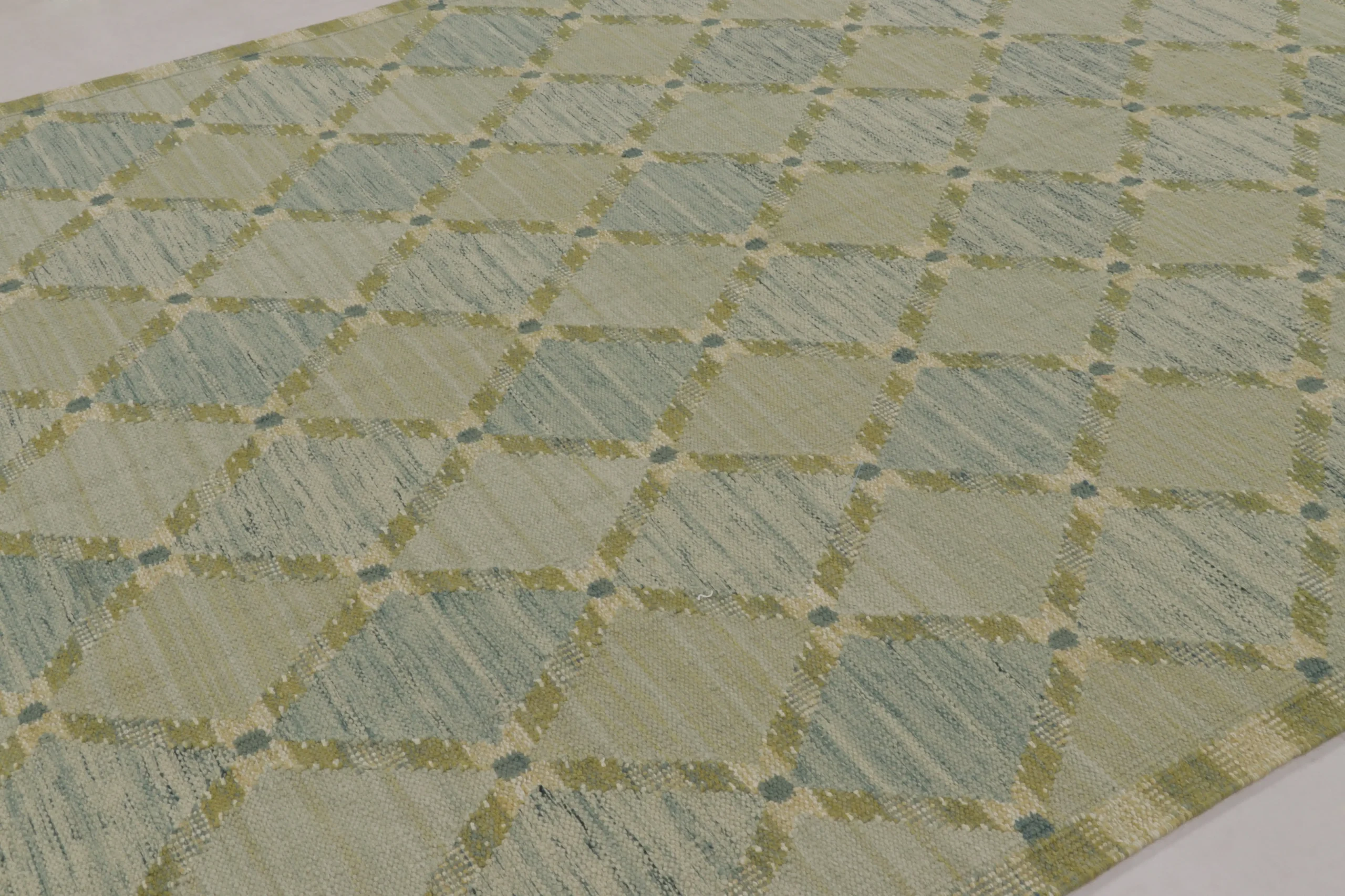 Scandinavian Geometric Flatweave Rug