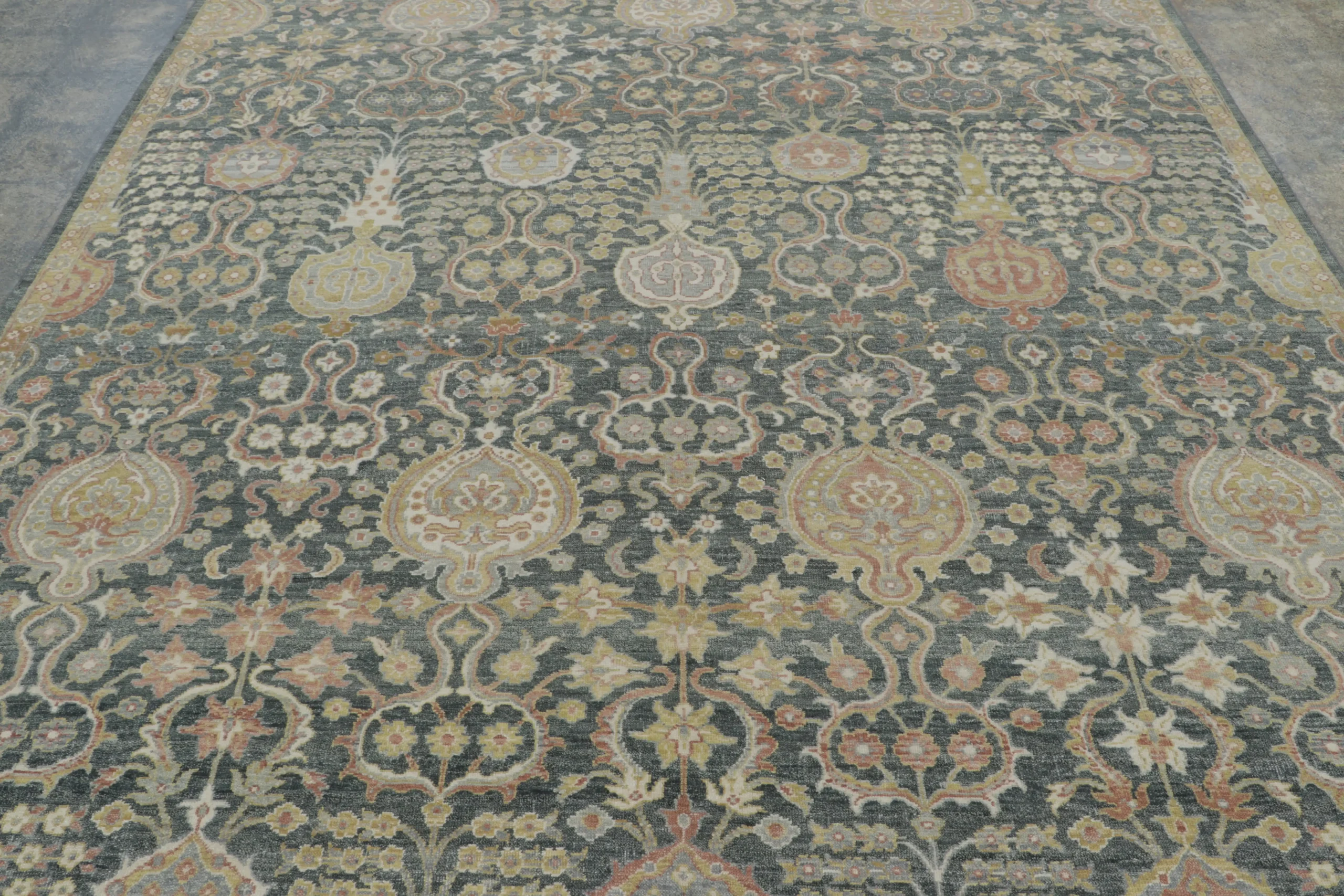 Rug & Kilim’s Persian Inspired Rug
