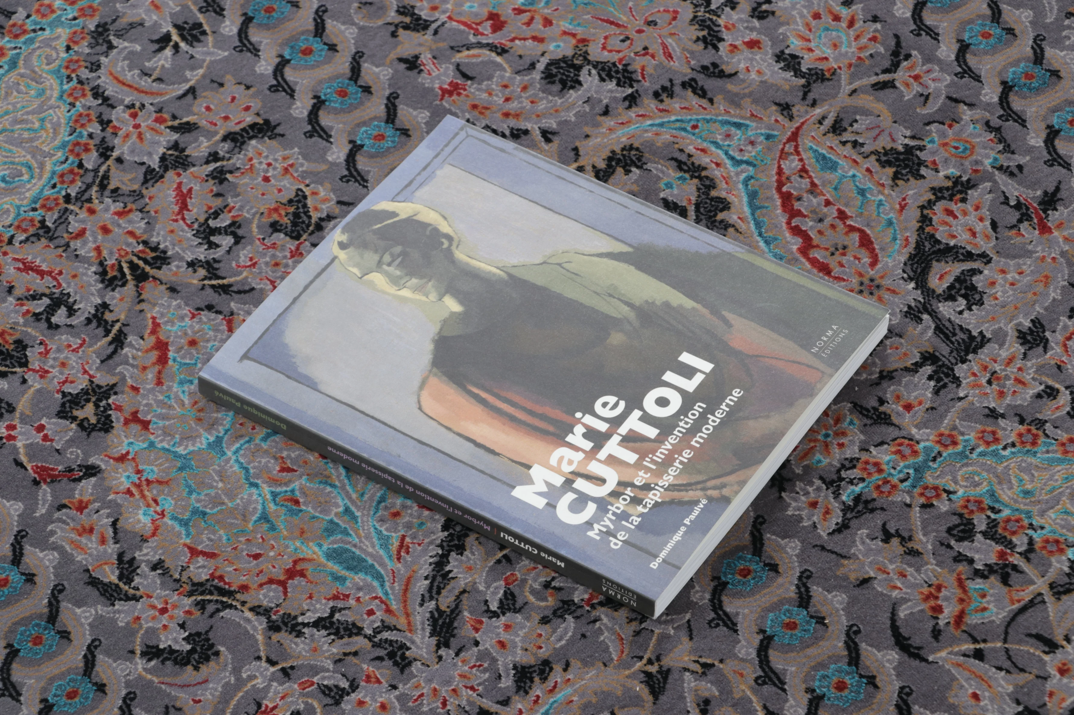 Modern Floral Rug