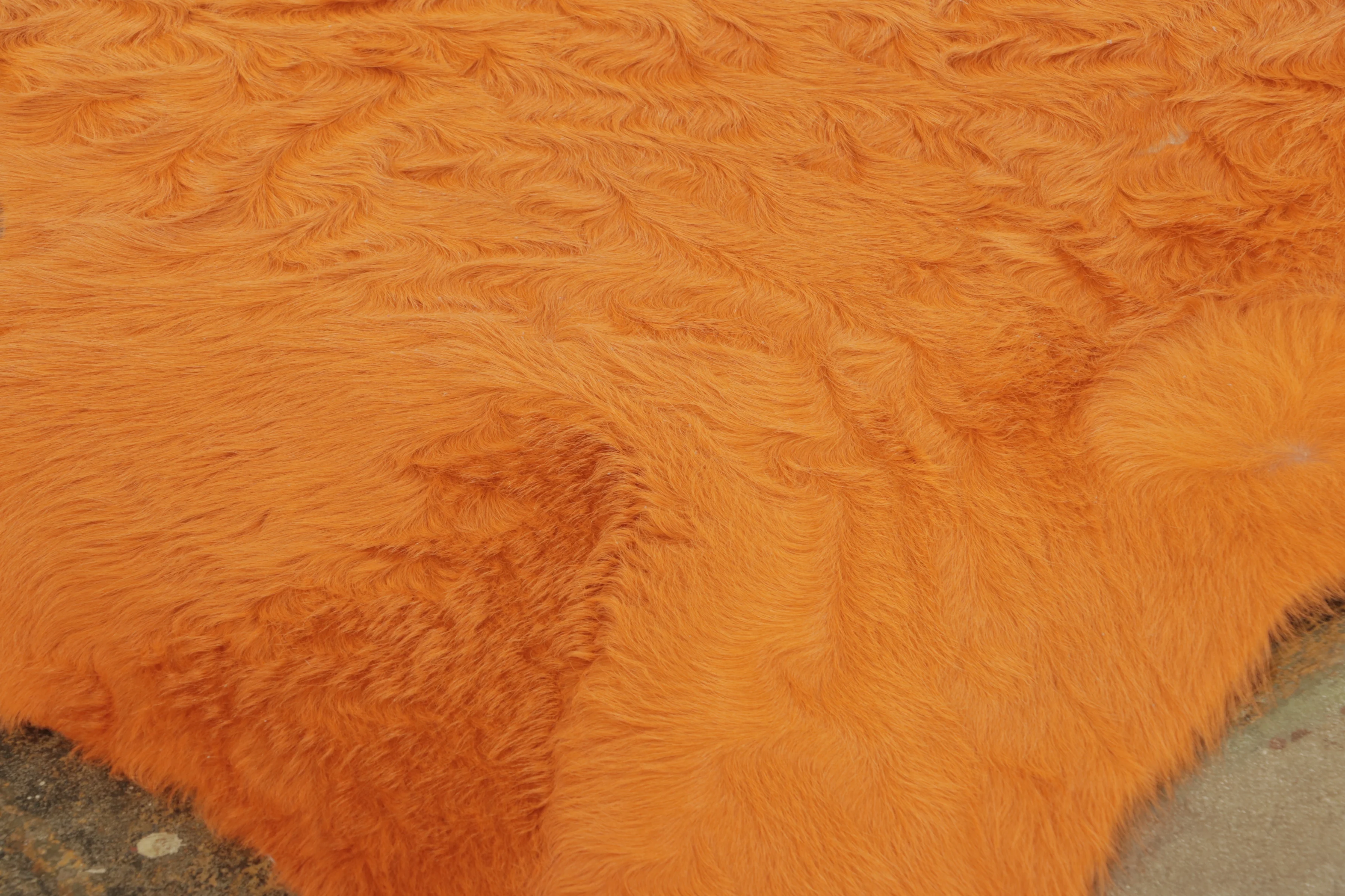 Contemporary Cowhide Solid Rug