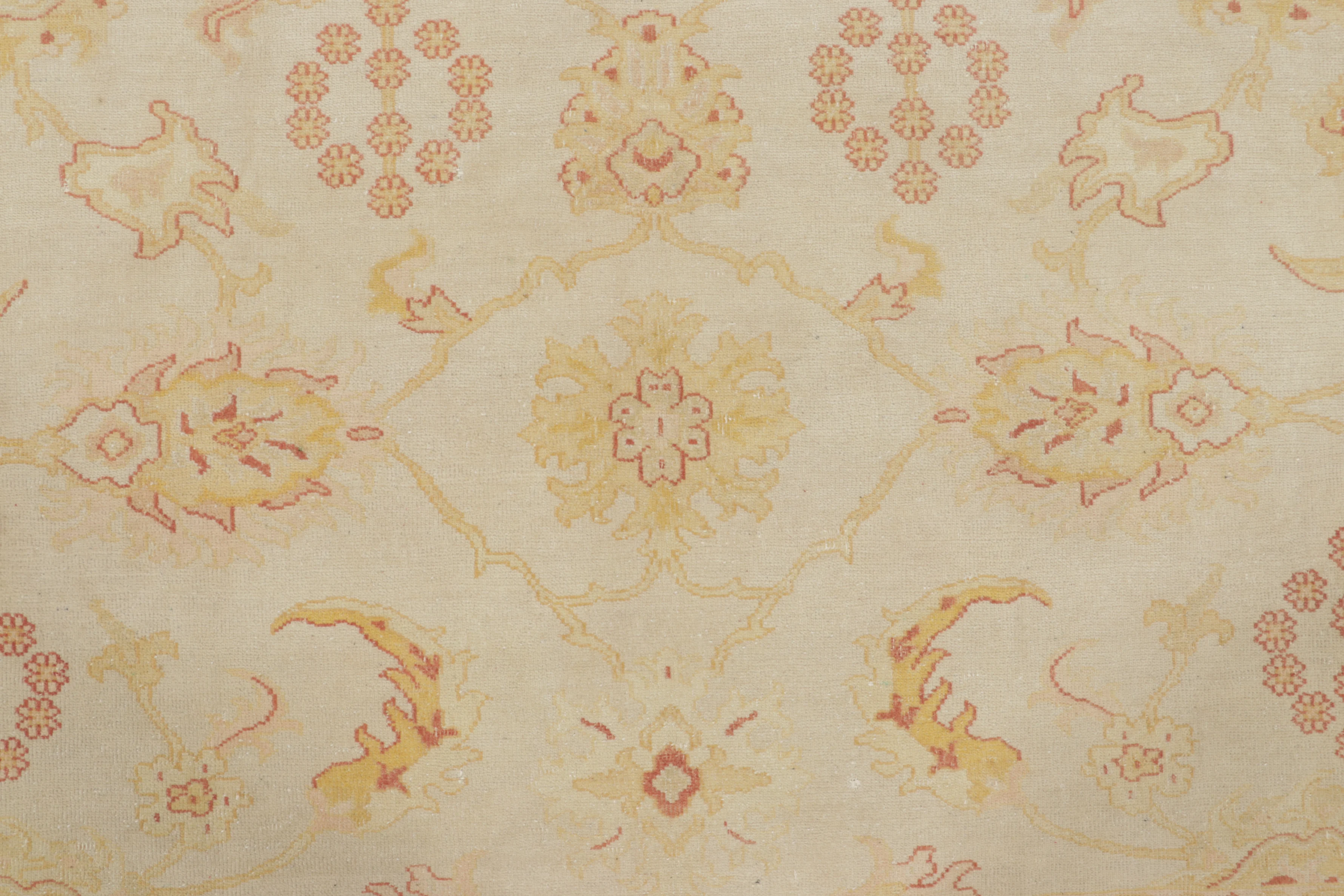 Contemporary Sultanabad Rug