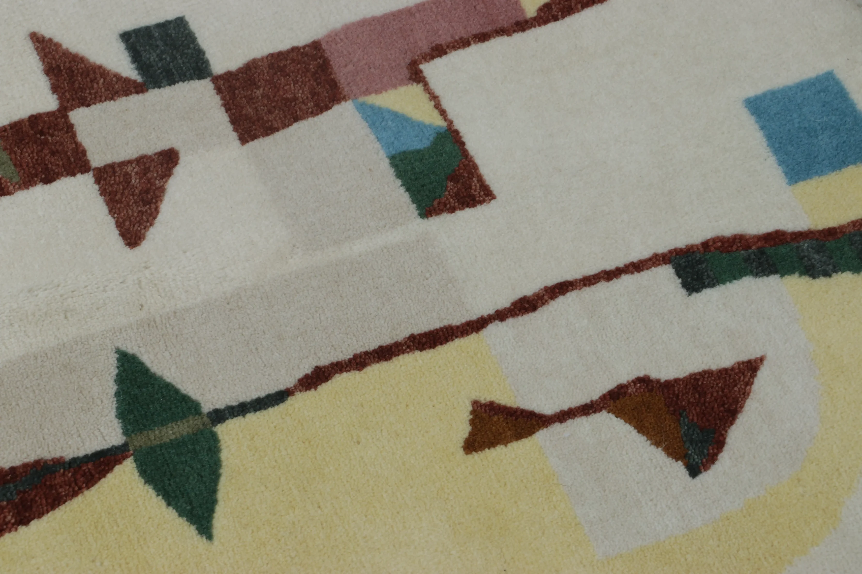 Rug & Kilim’s Mid Century Modern Custom Rug Sample