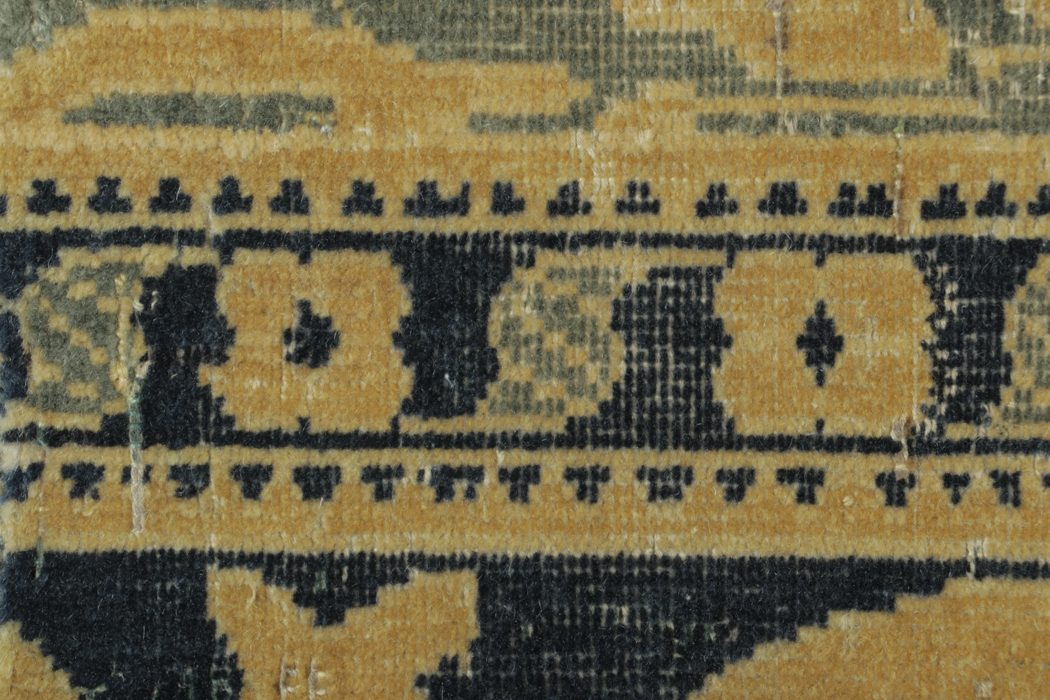 Rug & Kilim's Classic Custom Rug Sample