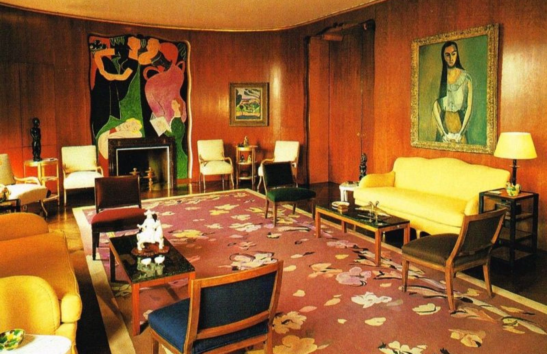 The living room at 810 Fifth Avenue The living room at 810 Fifth Avenue