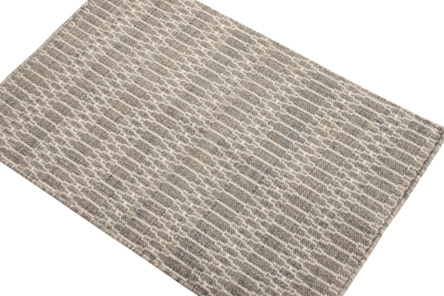 Contemporary Gift-Sized Flatweave Rug